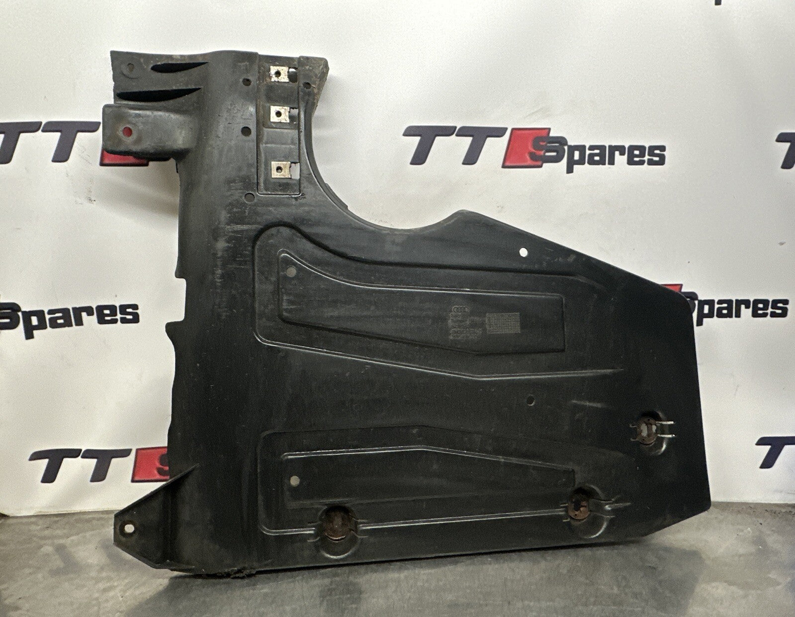 AUDI TT MK1 8N 98-06 1.8T LEFT LOWER FUEL TANK TRIM COVER 8N0825213D