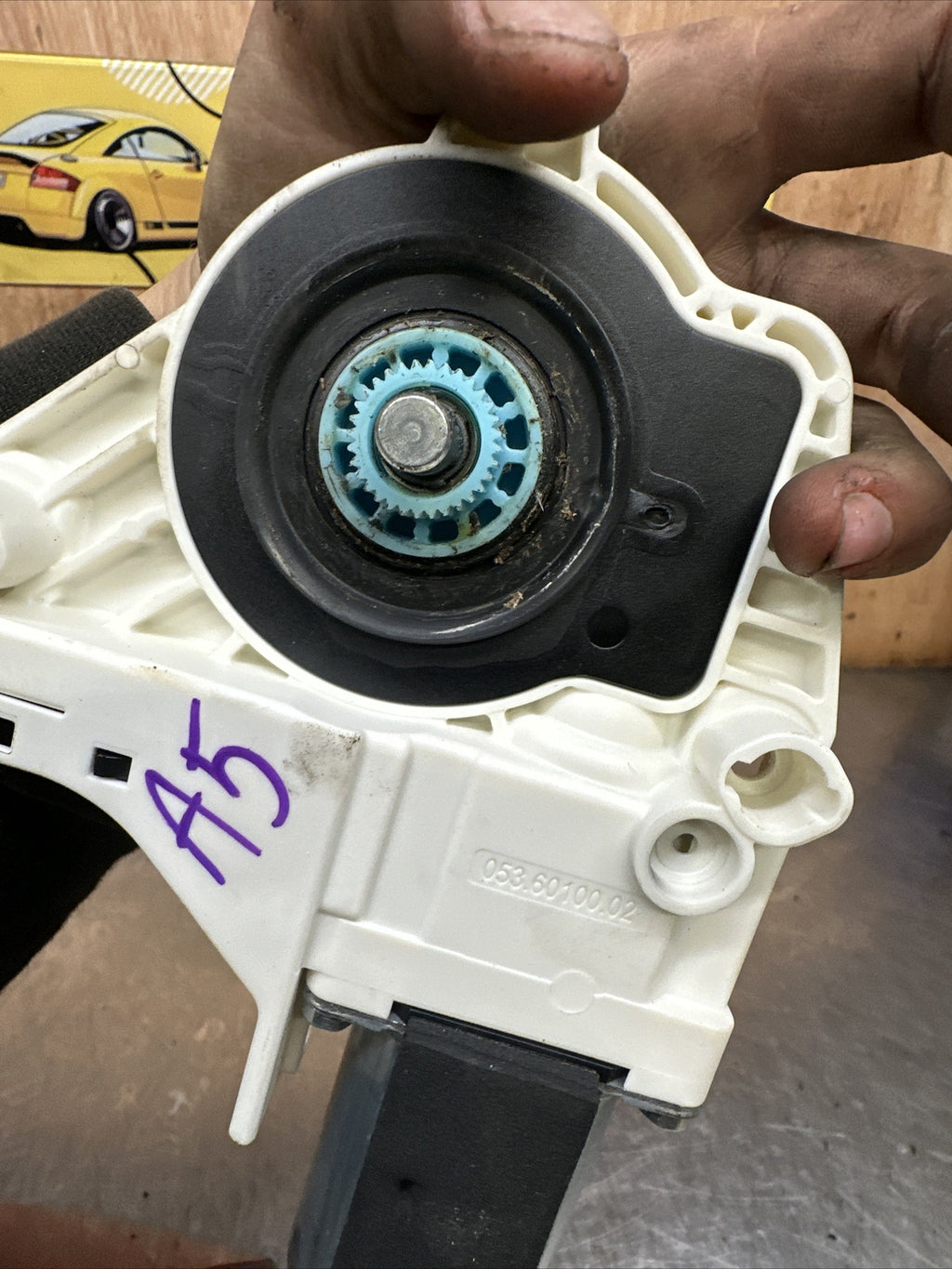 Audi A5 2007-2012 Genuine Front Left Window Motor 8T0959801B #171