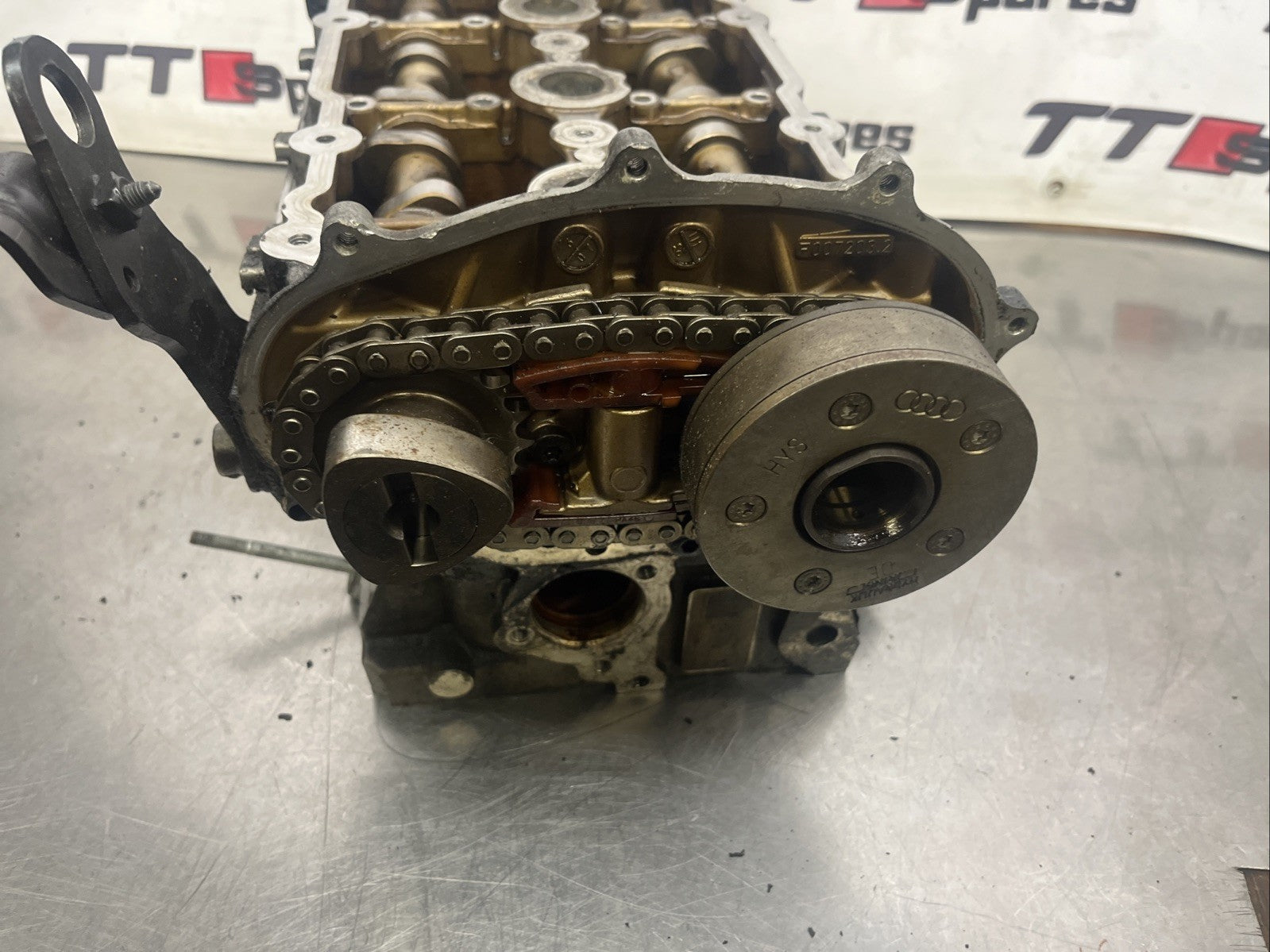 2.0 TFSI BWA cylinder head 06F103373 With Cams Complete