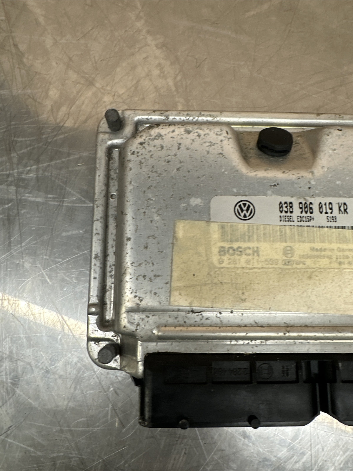 VW Beetle Convertible 1.9 TDI Engine Control Unit ECU 038906019KR