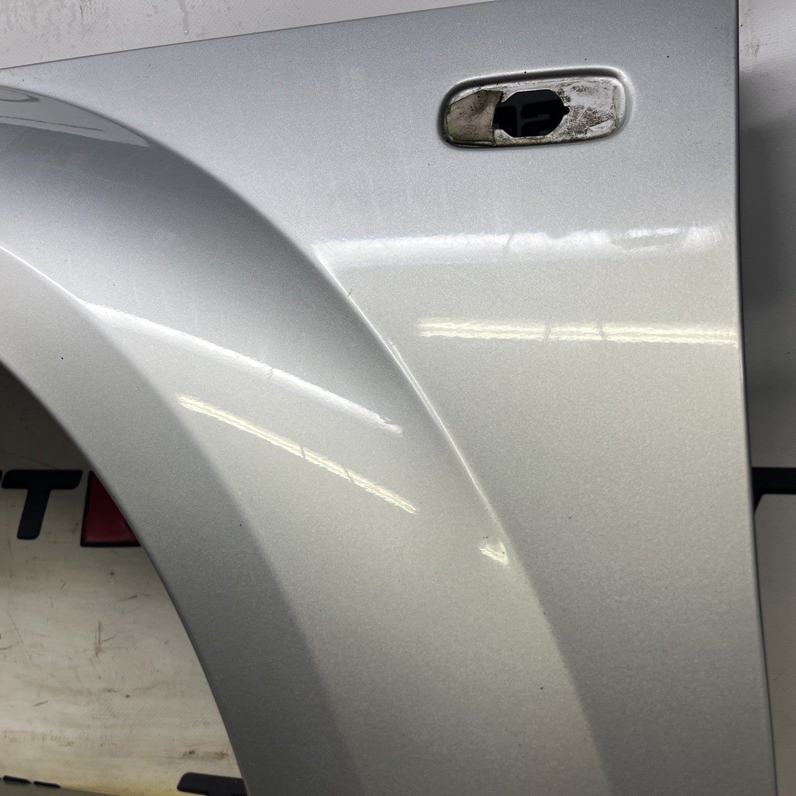 AUDI TT MK1 8N 98-06 OFF LEFT SIDE FRONT WING FENDER QUATER PANEL SILVER LY7W