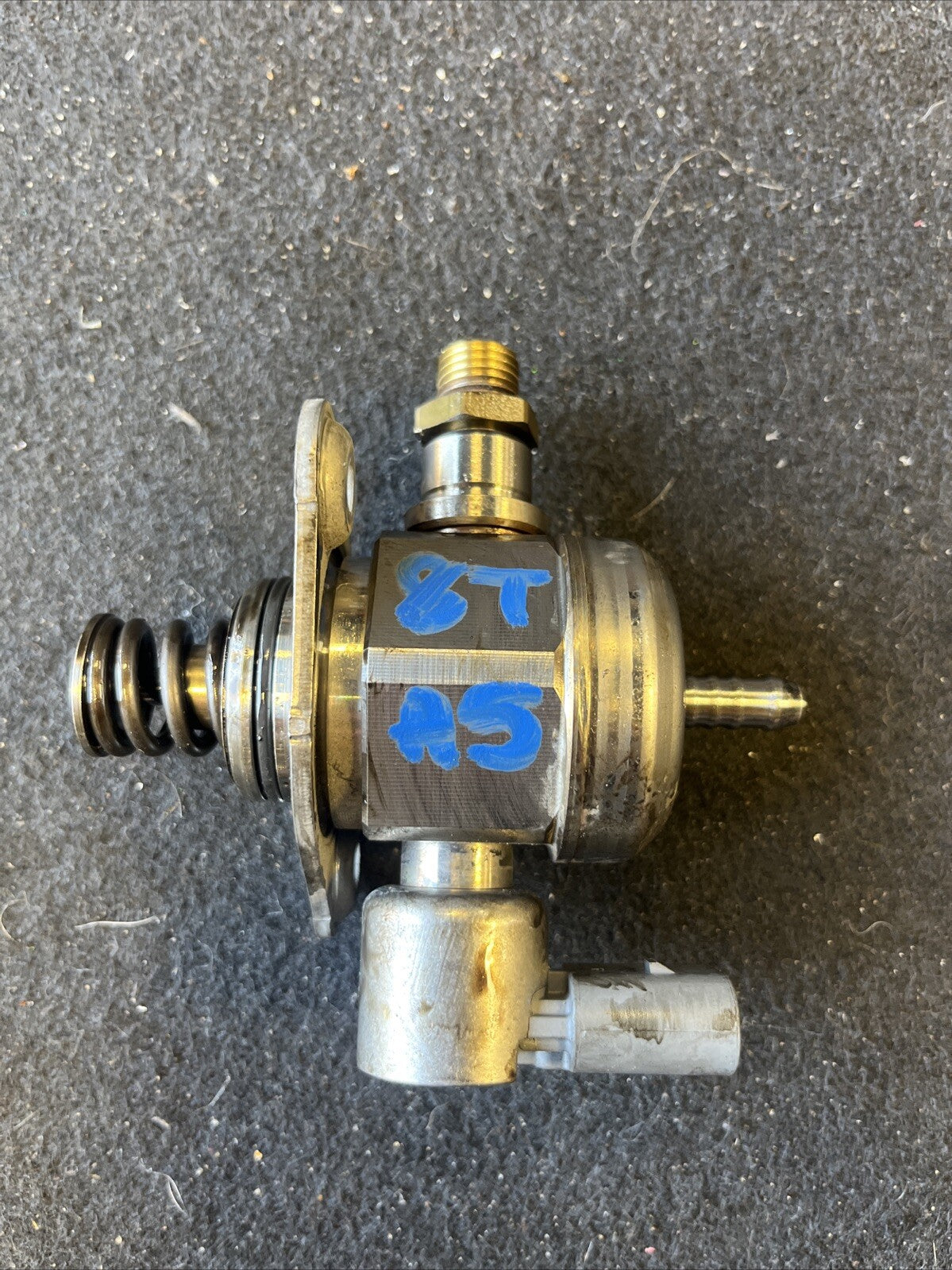 VOLKSWAGEN AUDI SEAT SKODA 1.8 PETROL HIGH PRESSURE FUEL PUMP 06H127025N