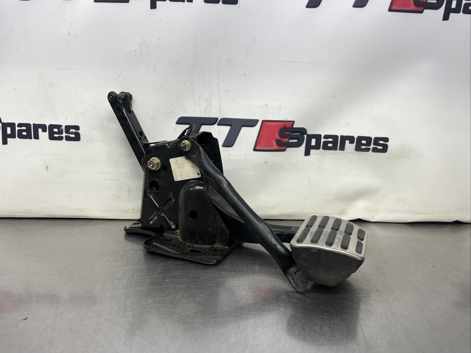 06 VW BEETLE 1.9 TDI BRAKE PEDAL COMPLETE BREAKING 1J2721111F 1J0945511D