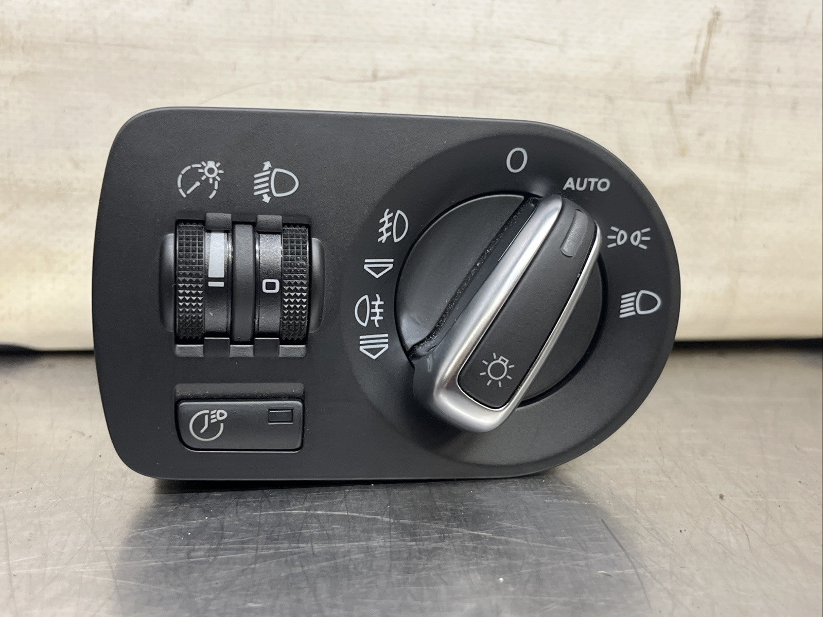 Audi TT 06-14 8J HEADLIGHT SWITCH CONTROL LAMP 8J2941531L GENUINE