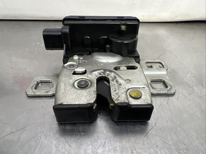 RANGE ROVER SPORT L320 05-09 UPPER TAILGATE LOCK LATCH