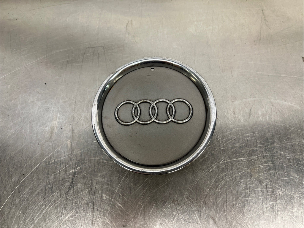 1x GENUINE AUDI A4 A6 4B ALLOY CENTRE CAP / HUB CAP 8L0 601 165A