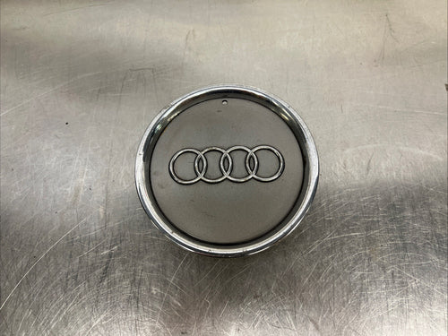 1x GENUINE AUDI A4 A6 4B ALLOY CENTRE CAP / HUB CAP 8L0 601 165A