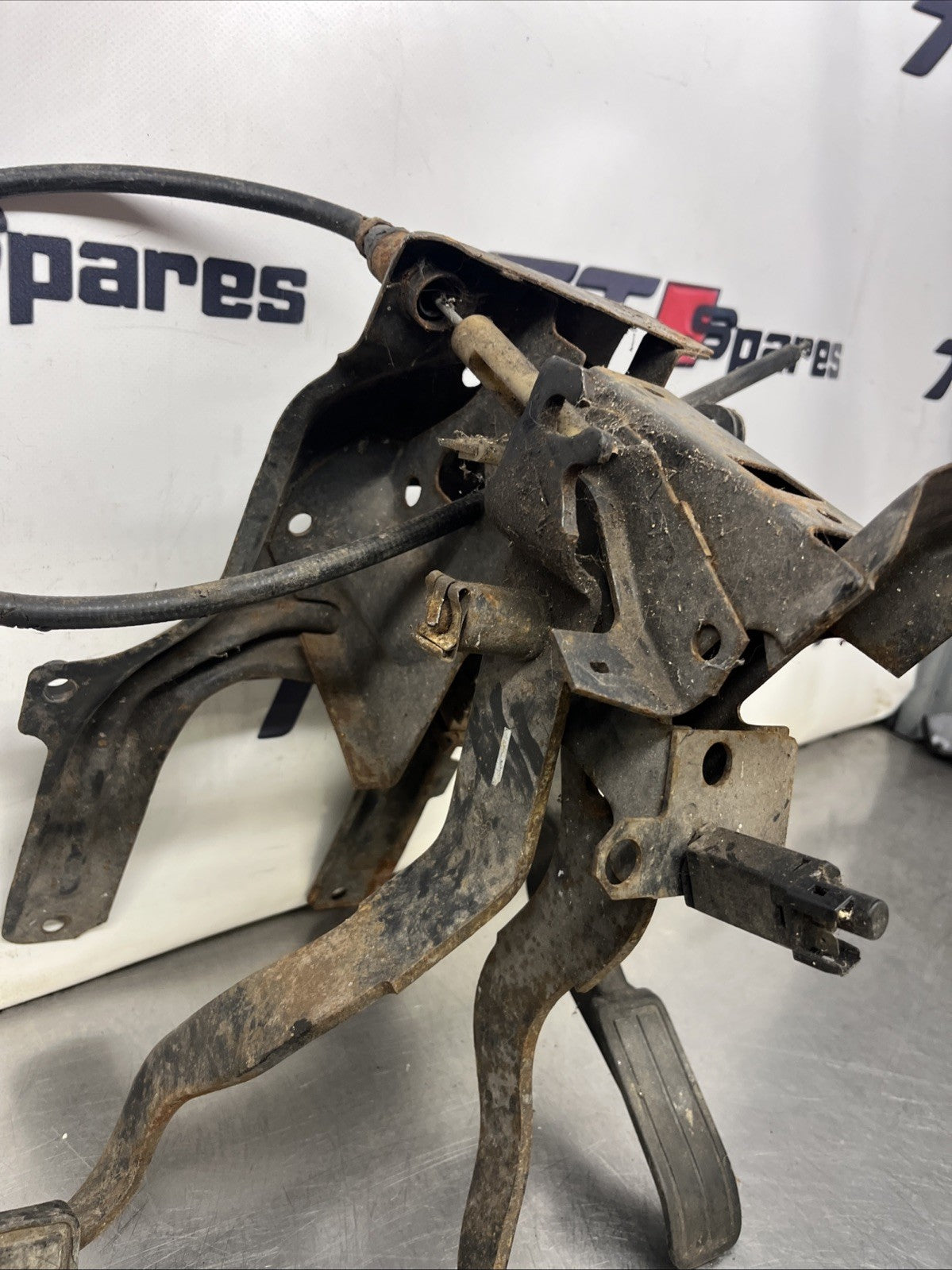 VOLKSWAGEN GOLF JETTA MK2 1.6 8V THROTTLE CLUTCH BRAKE PEDALS LHD