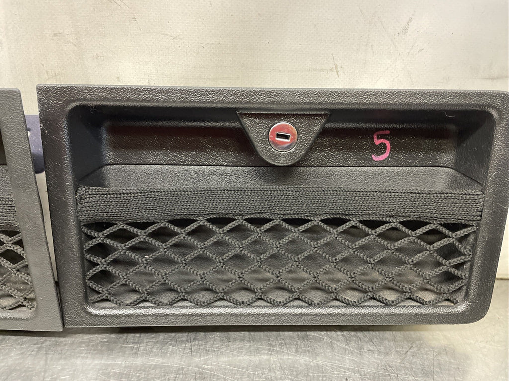 AUDI TT 8N MK1 Roadster Access Panel PAIR 8N7867401 8N7867402