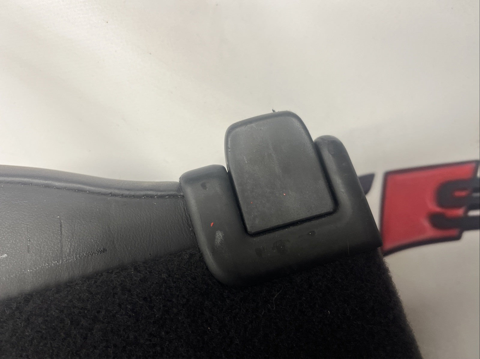 AUDI TT MK2 06-11 8J REAR SEAT UPPER BENCH BACK REST LEATHER