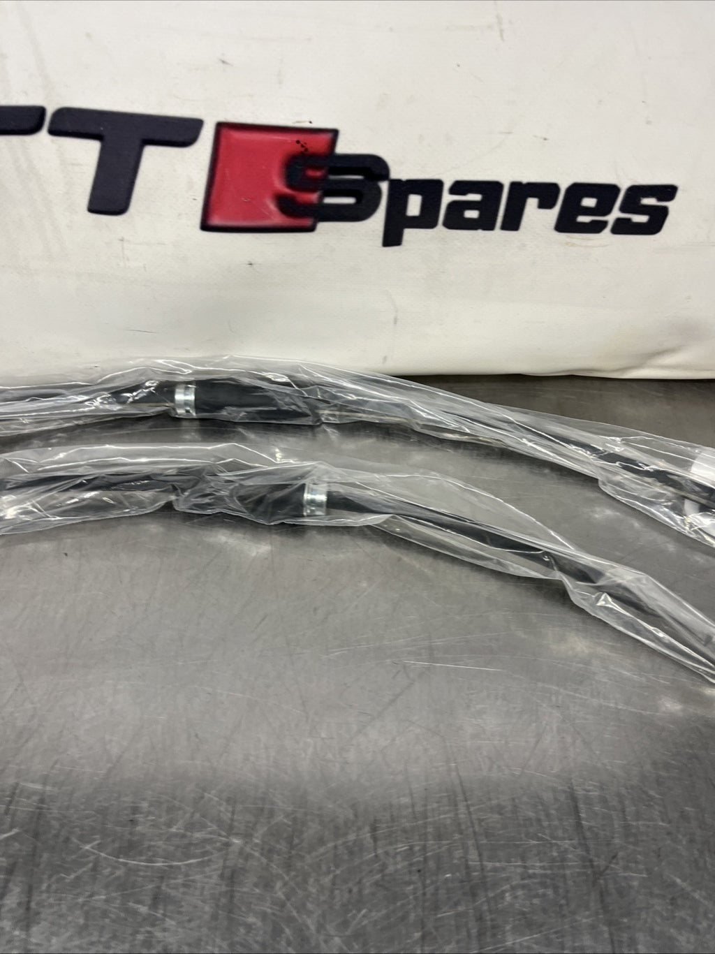 2x Brake Hoses (Pair) Front Left AND Right 28612 Febi Hydraulic 8N0611707B