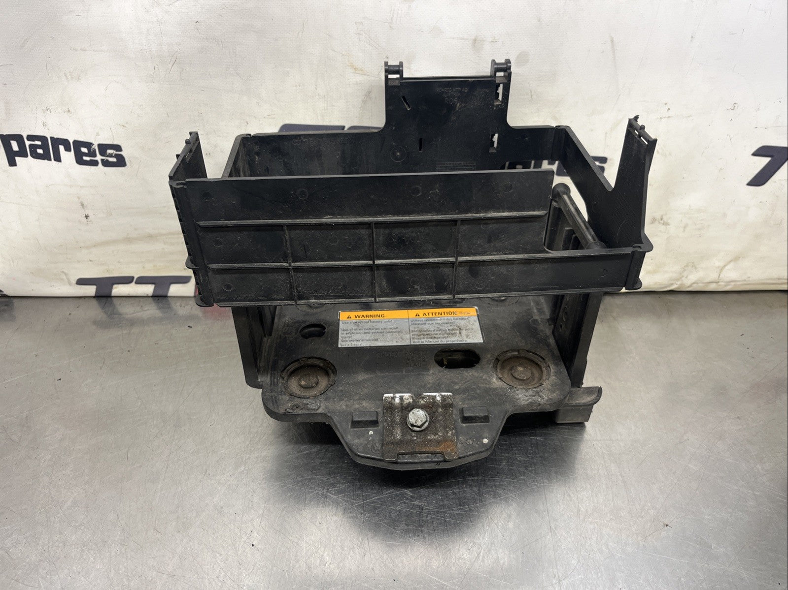 Audi TT Mk1 8N 1998-2006 Battery Mounting Tray Base Assemly