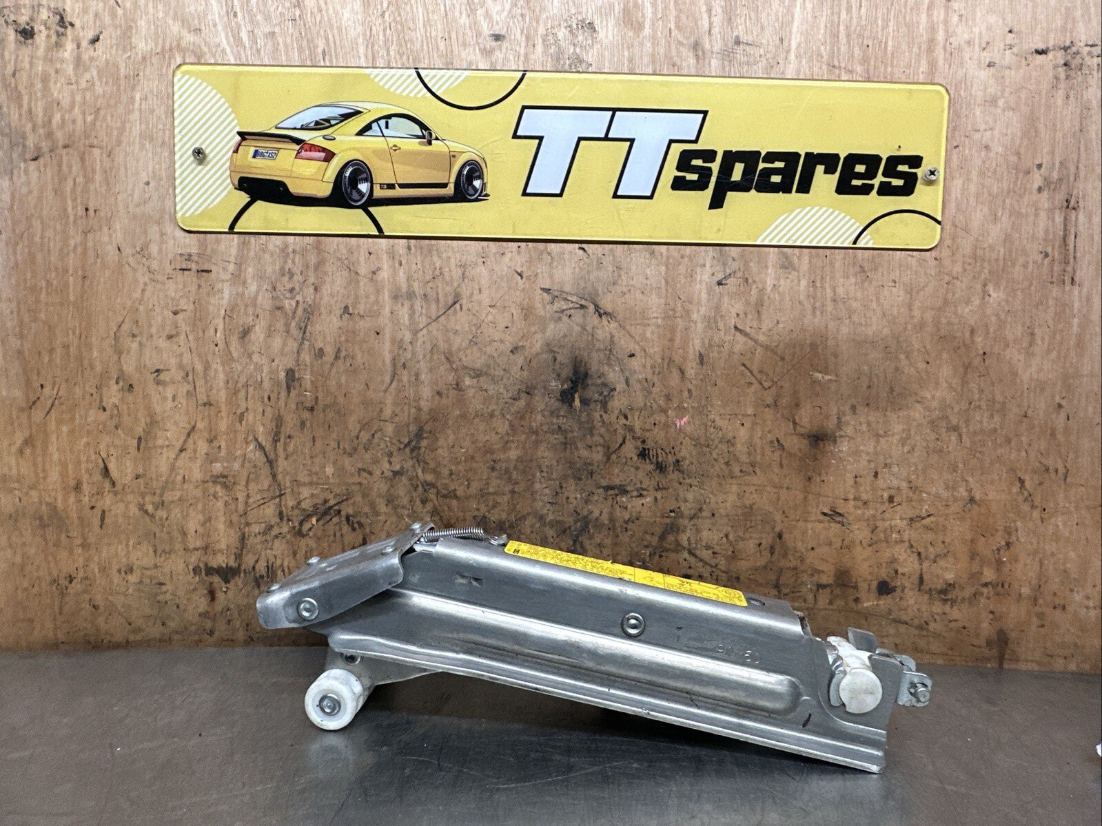 4F0011031D Audi S6 A6 Allroad 4F C6 Emergency Car Lift Jack 