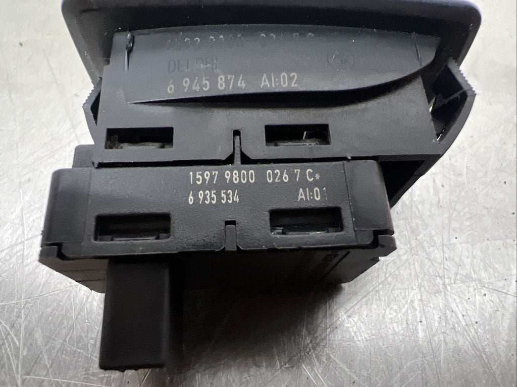 BMW 1 3 X5 X6 Z4 Series E70 E71 E87 E89 E90 E91 E92 Switch Window Lifter