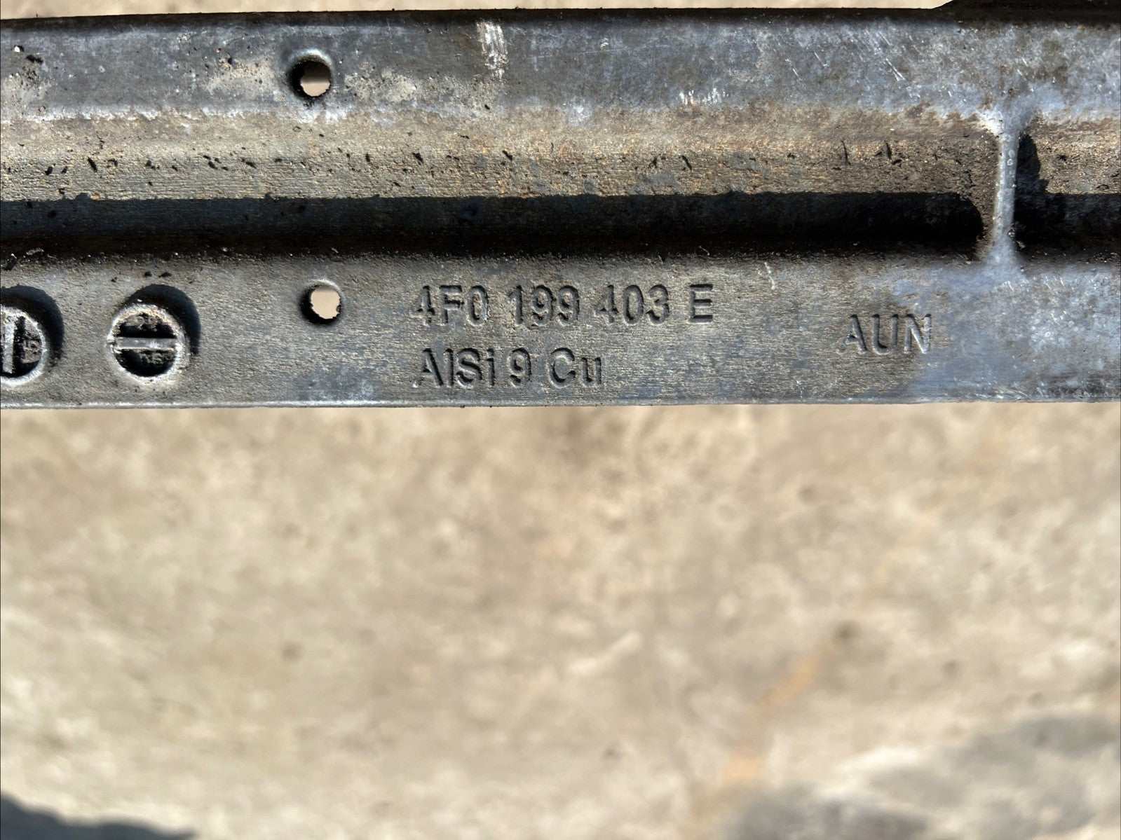 Stabilizer front axle Audi A6 S6 5.2 V10 front axle 4F0199403E