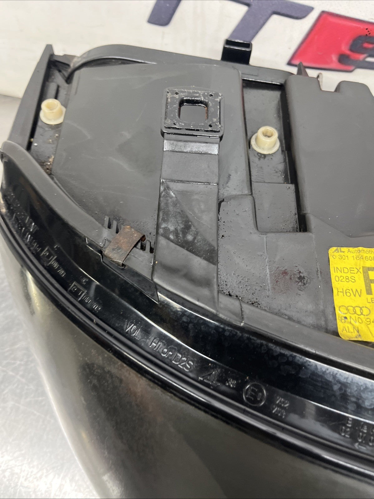 Audi TT 8N MK1 Xenon Genuine Front Headlight O/S Right Driver Side 8N0941004BF