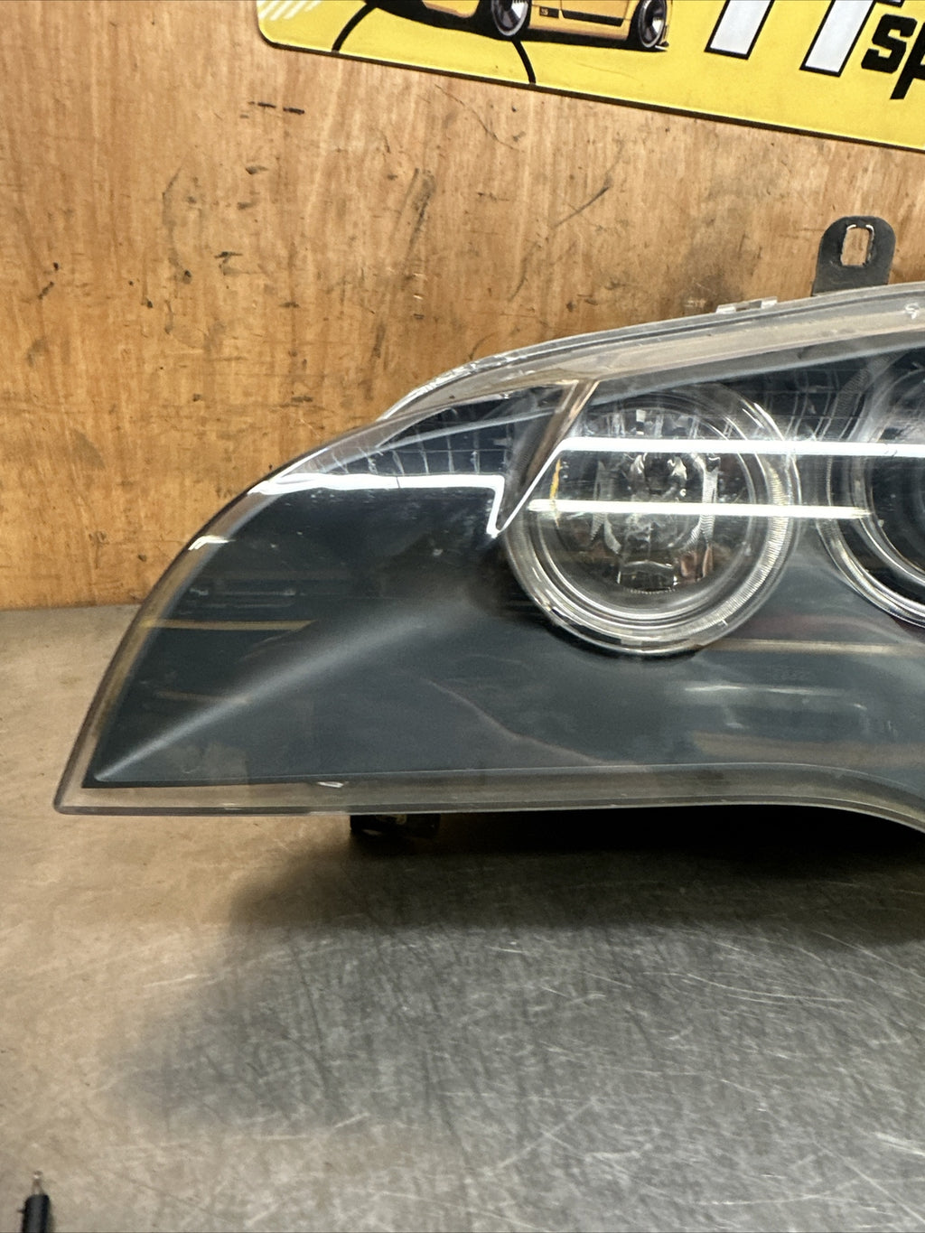 7158931 BMW X5 E70 2008 RHD left headlight