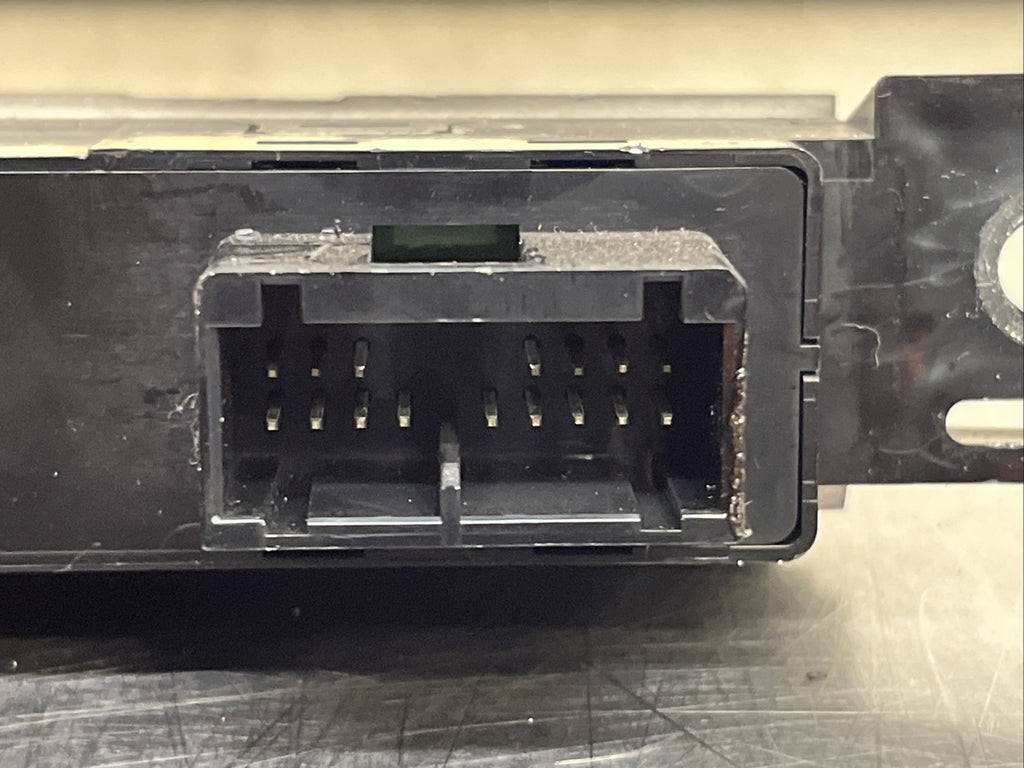 Land Rover Discovery 3 Hazard Control And Lock Switch YUL500400WUX