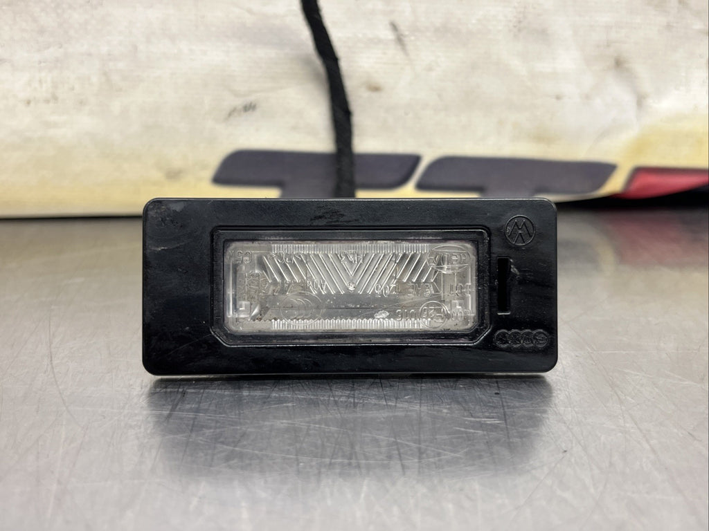 8T0943021 Genuine Audi License Plate Light Right & Left 8T0943021
