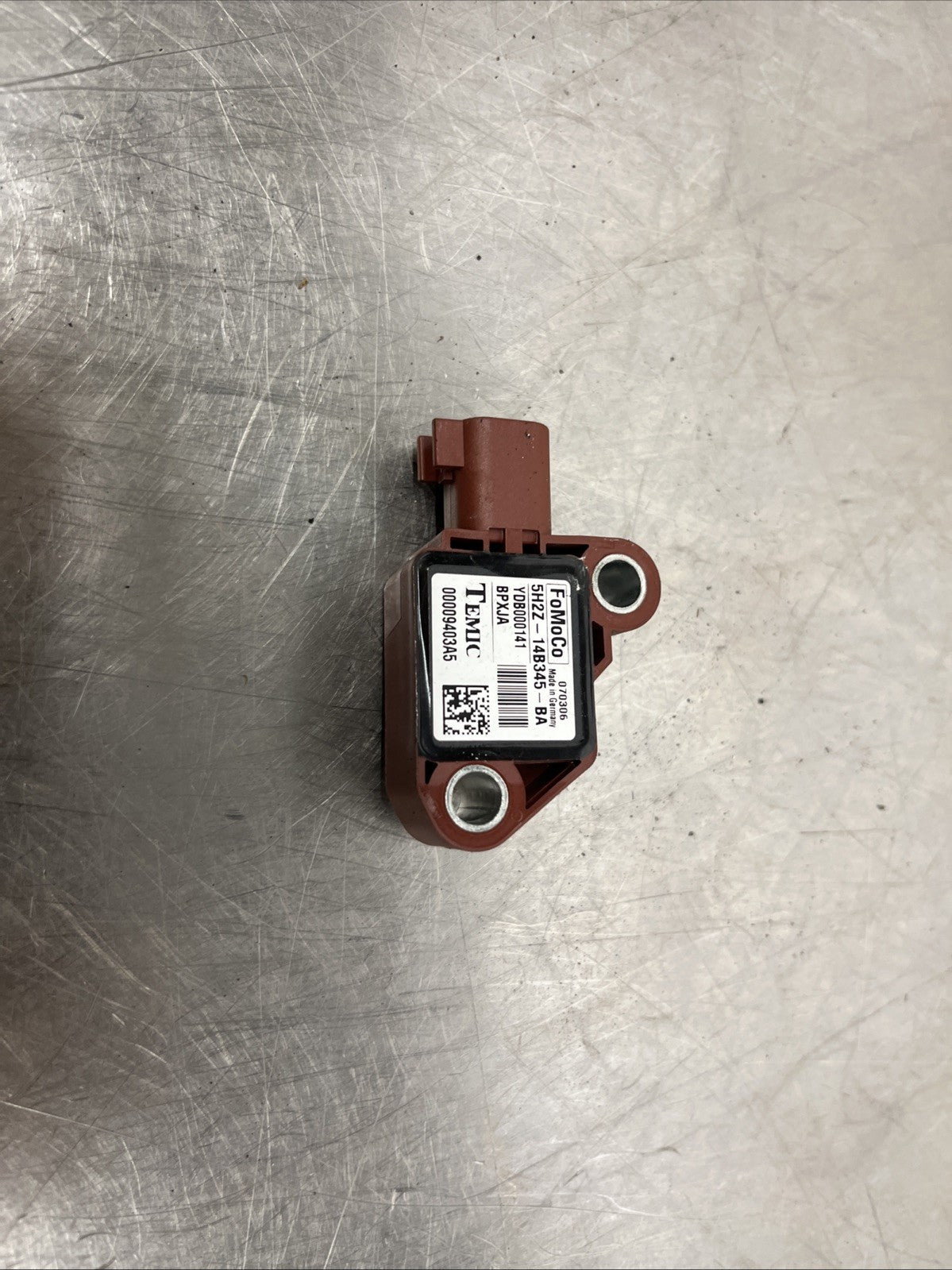 LAND ROVER DISCOVERY 3 2005 - 2009 CRASH IMPACT SENSOR YDB000141 GENUINE RANGE