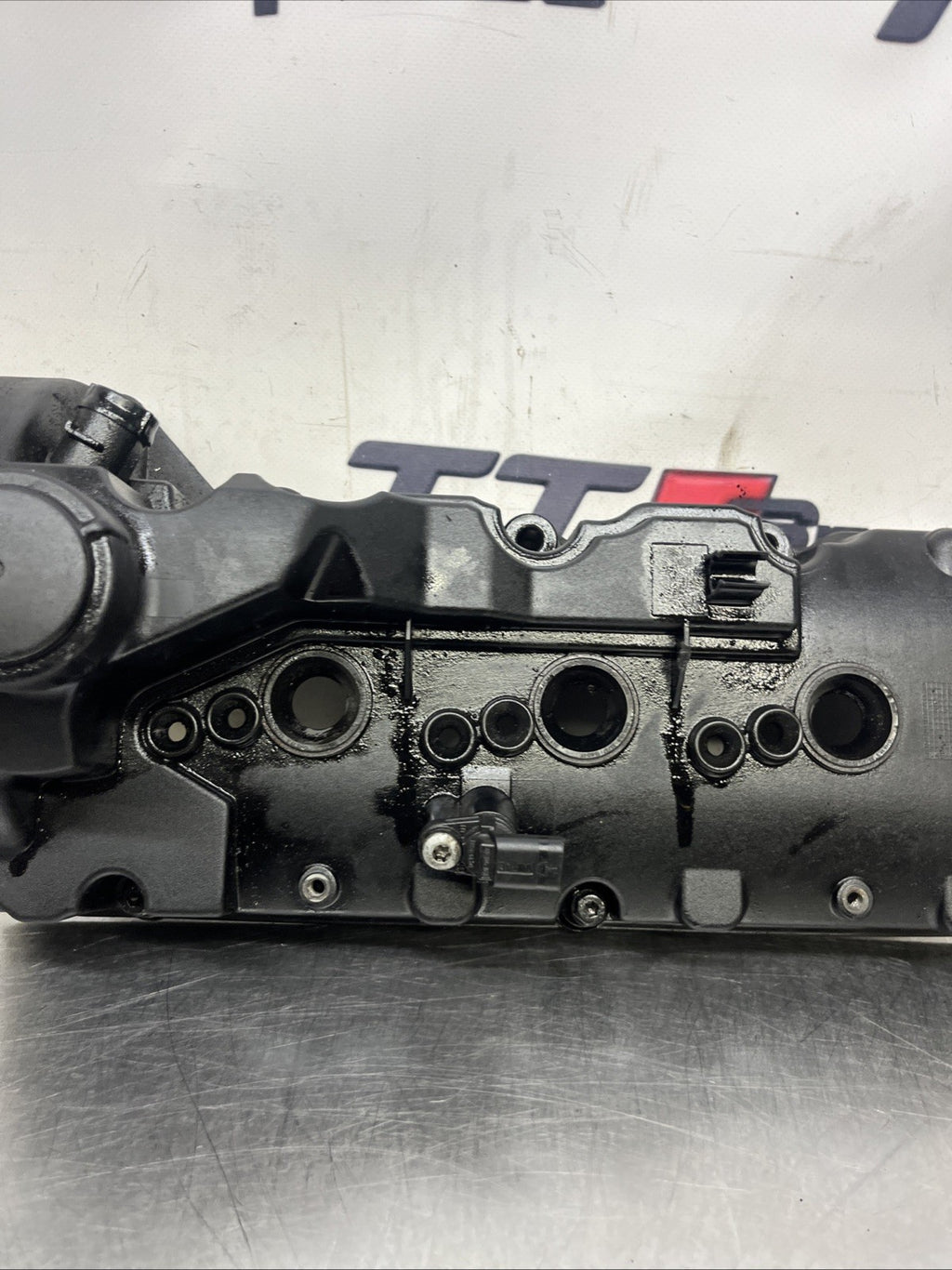 AUDI Q7 ROCKER VALVE COVER 3.0 TDI  / CRCA - CRC DIESEL MK1 4L 2012