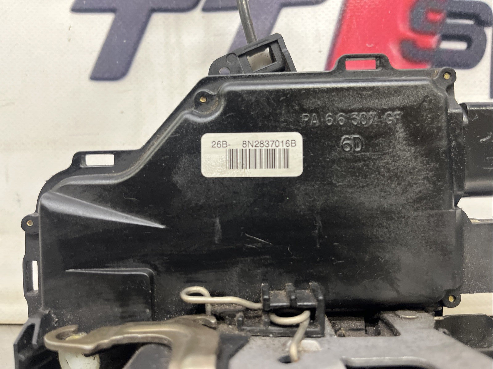 AUDI TT MK1 DRIVERS SIDE FRONT RIGHT DOOR LOCK LATCH MECHANISM