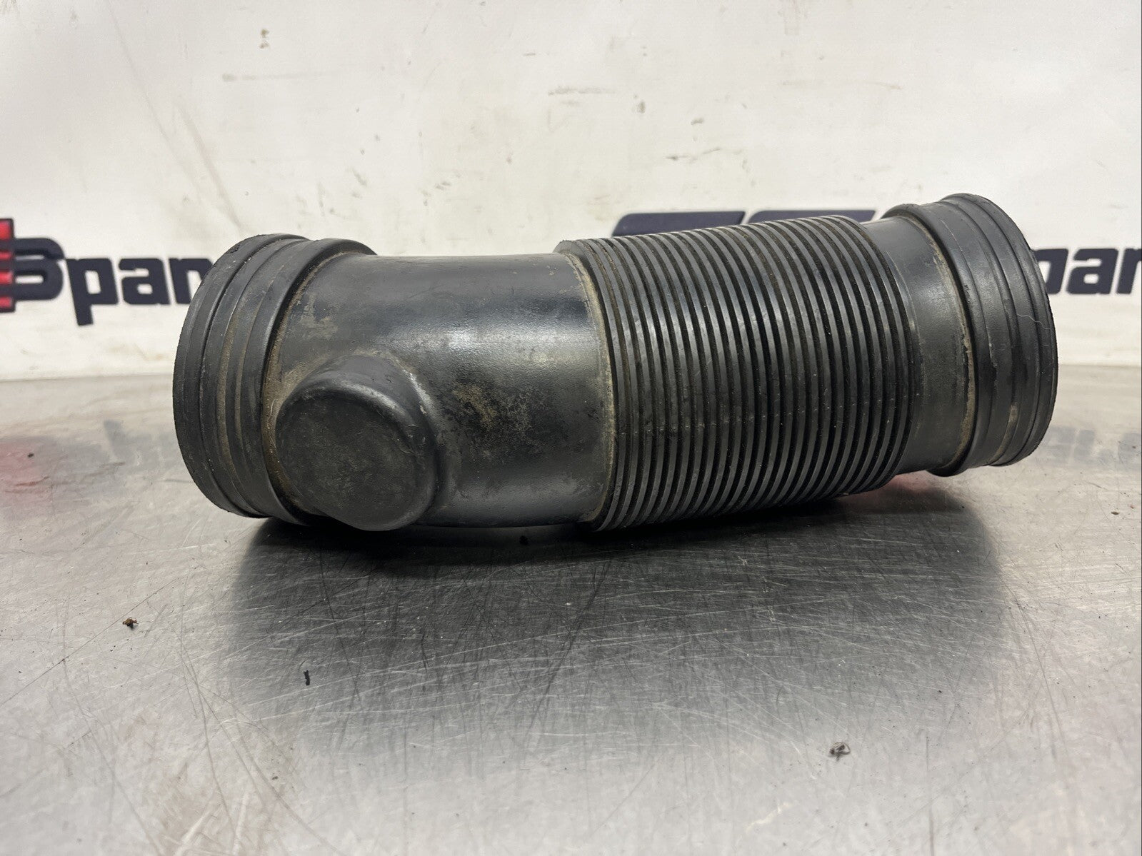 AUDI TT MK1 3.2 V6 INDUCTION PIPE 1J0129684BT