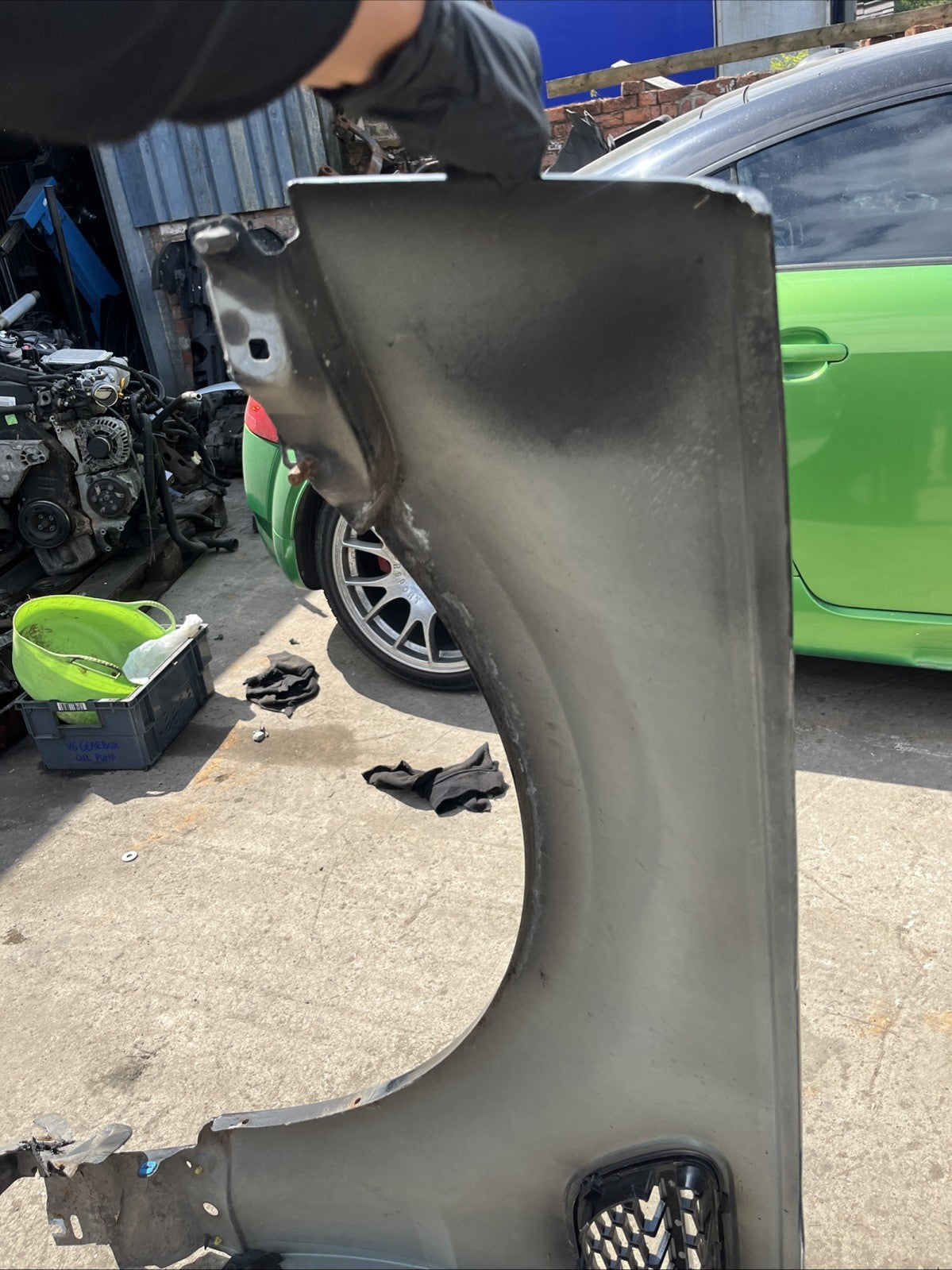 Land Rover Range Rover Sport Right Driver O/S Wing P/C Java Black 697 Mk1 05-13N