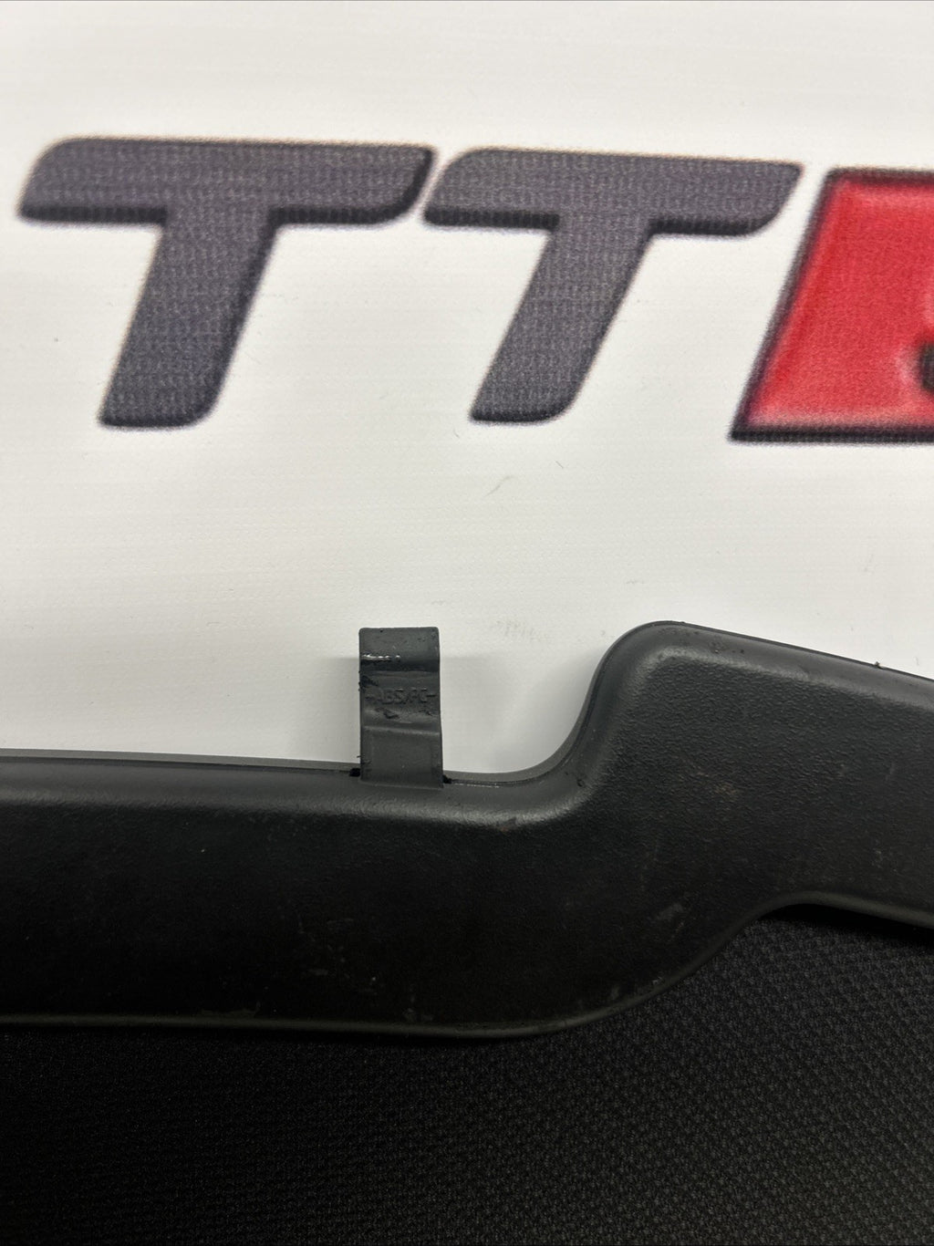 Audi TT Mk1 98-06 Parcel shelf All clips intact. Black