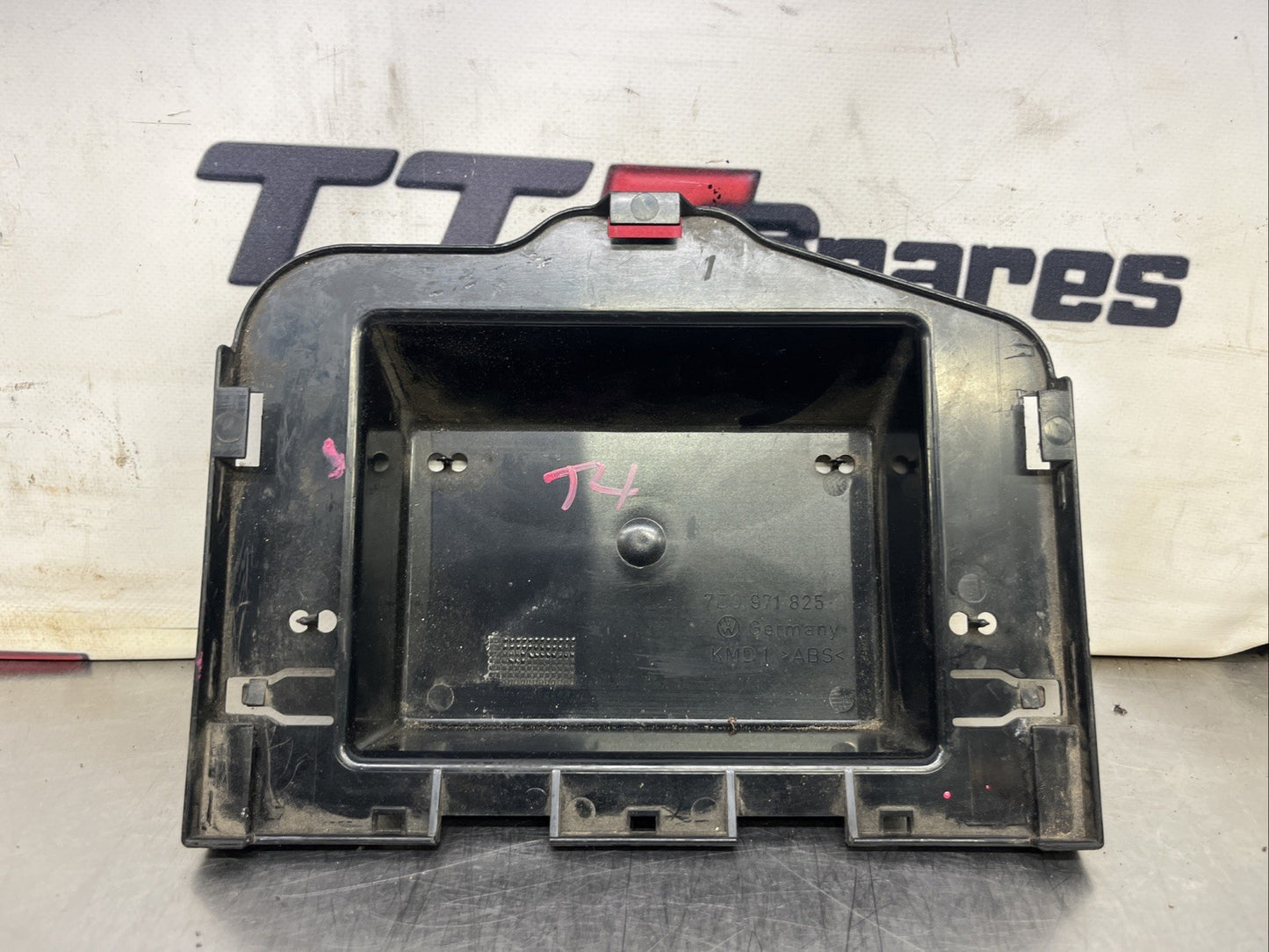 VW T4 TRANSPORTER 1996 - 2003 UNDER FUSEBOX TRIM PLATE 7D0971825