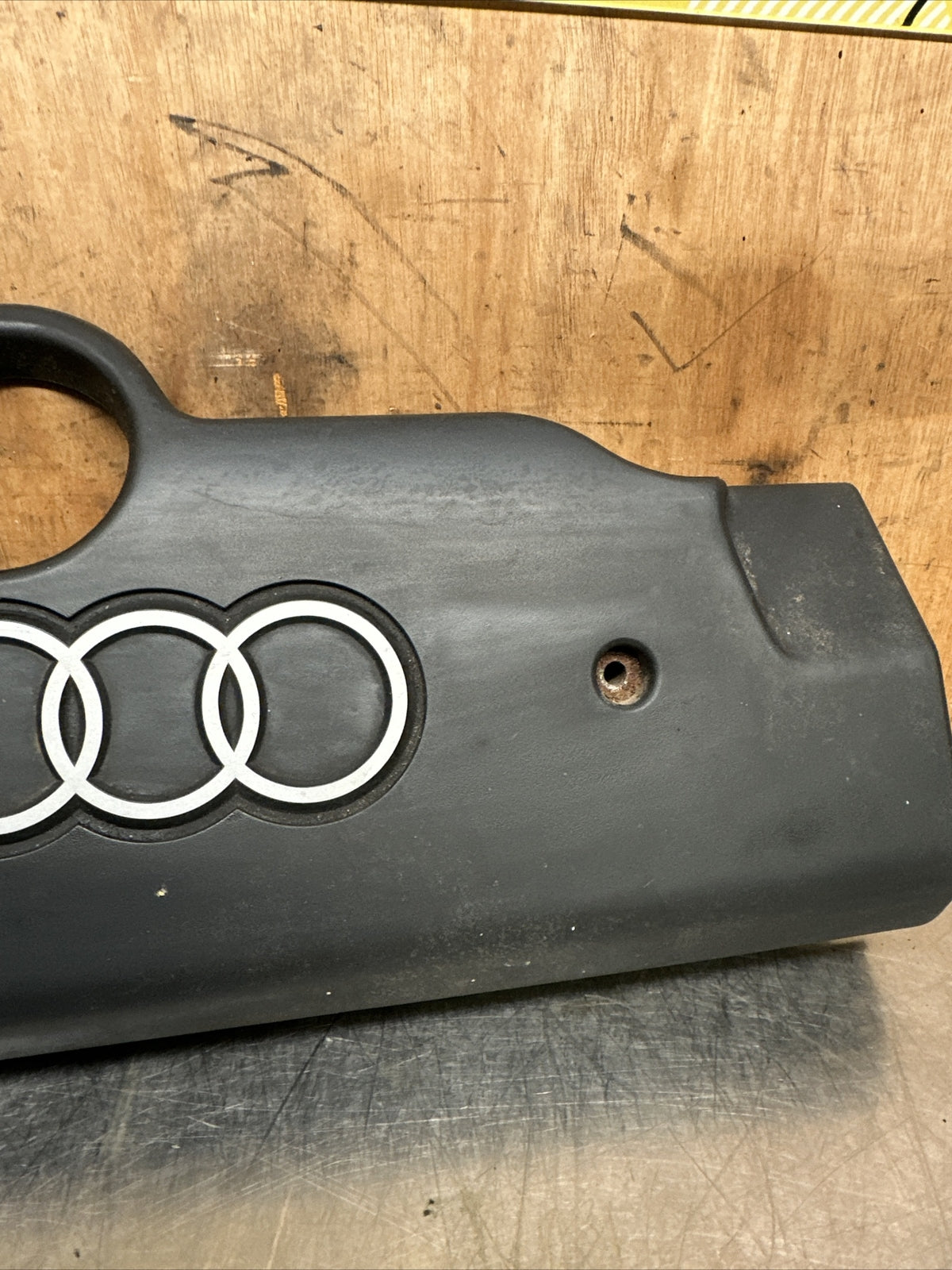 077103723b Audi A8 4A C4 PF 3.7 4.2 V8 32V NS Left Engine Cam Cover Trim