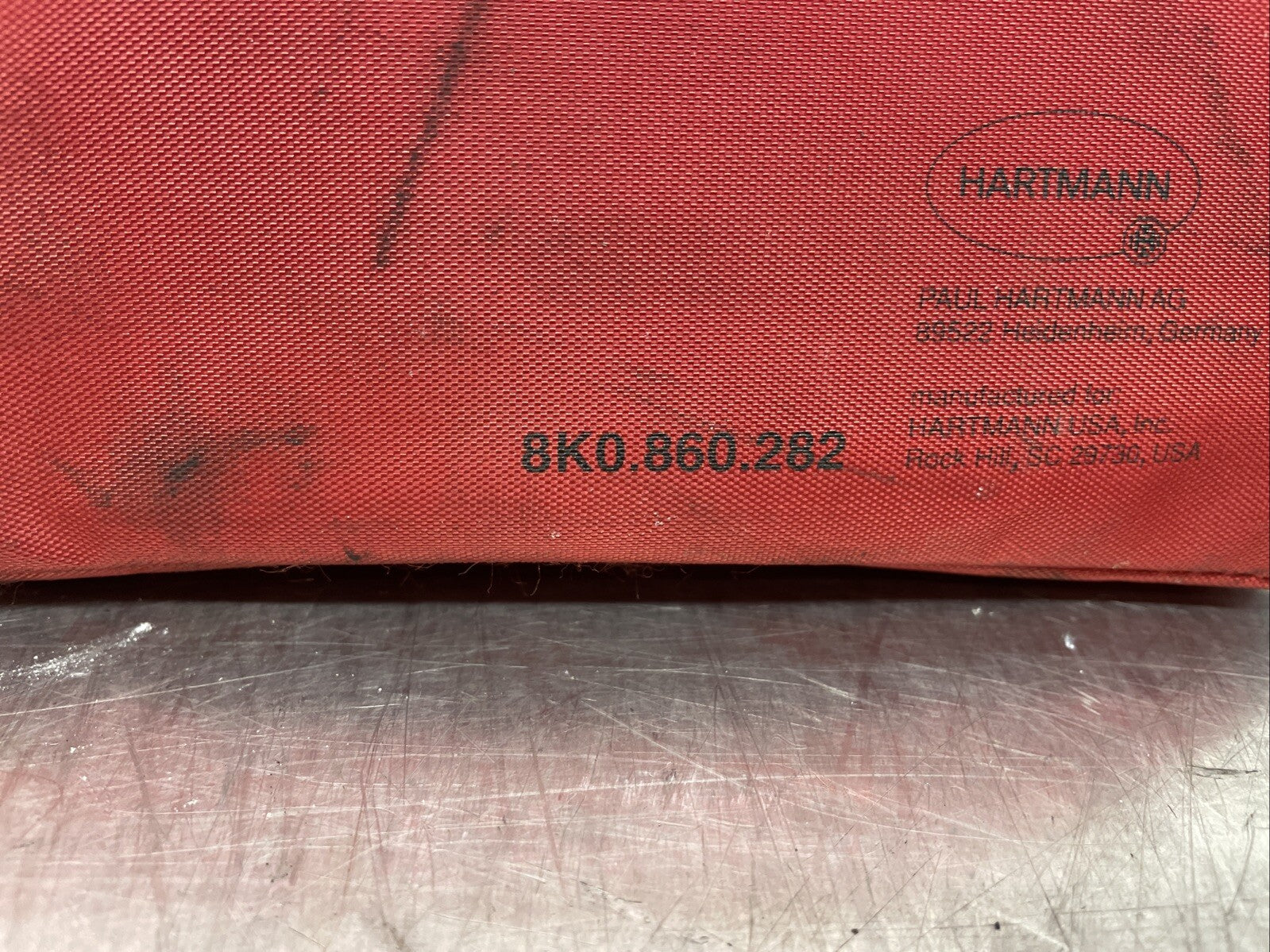 Audi A4 8K B8 Emergency First Aid Kit Red Case Style 8K0860282