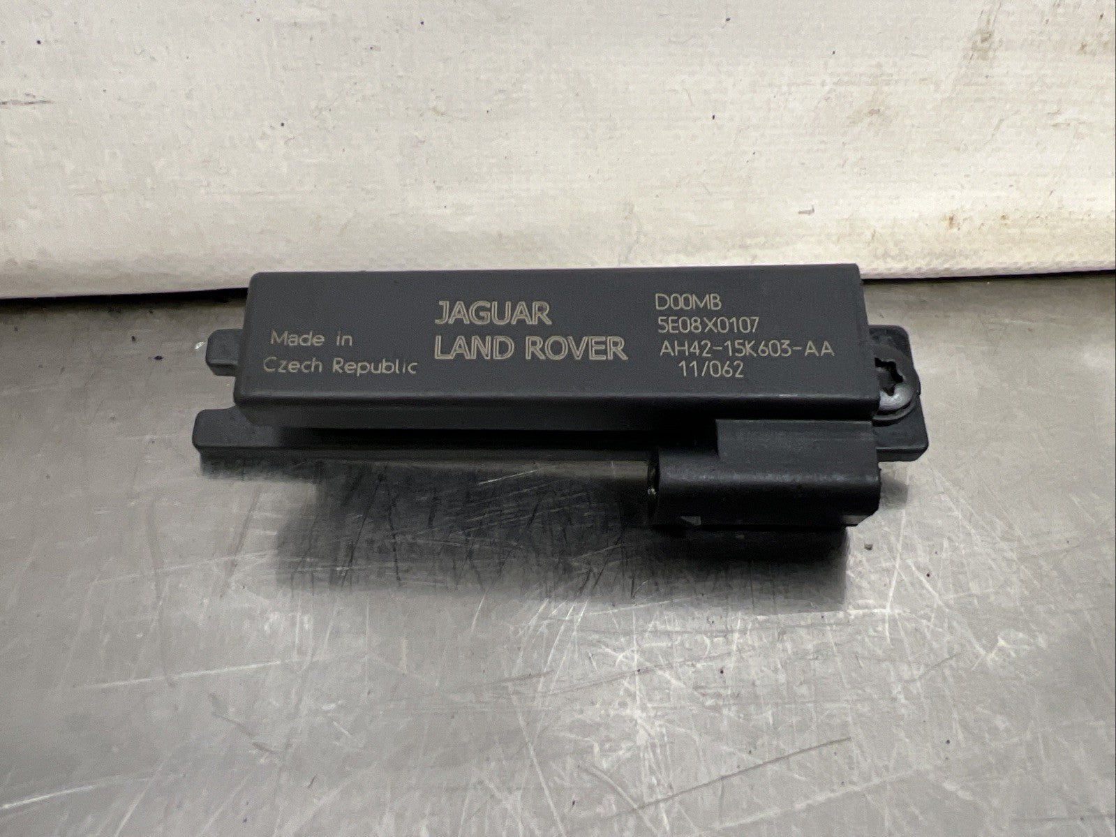 Land Rover Range Rover Velar 2017 Keyless go control unit module SVJ11332