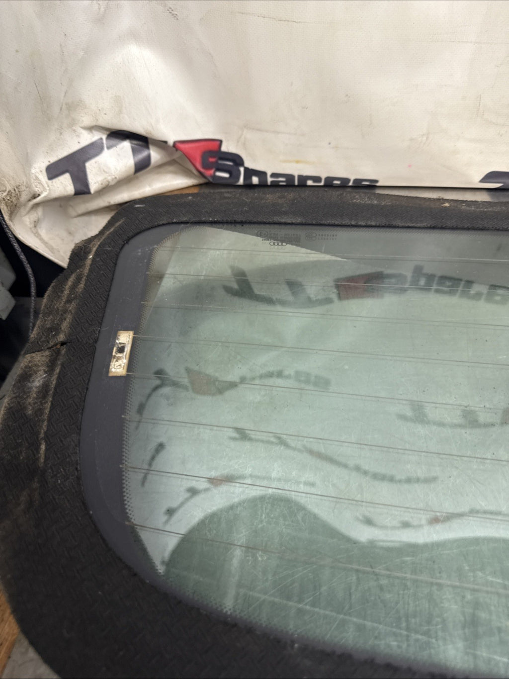 AUDI TT MK1 8N (98-06) ROADSTER CONVERTIBLE SOFT TOP ROOF REAR GLASS WINDOW
