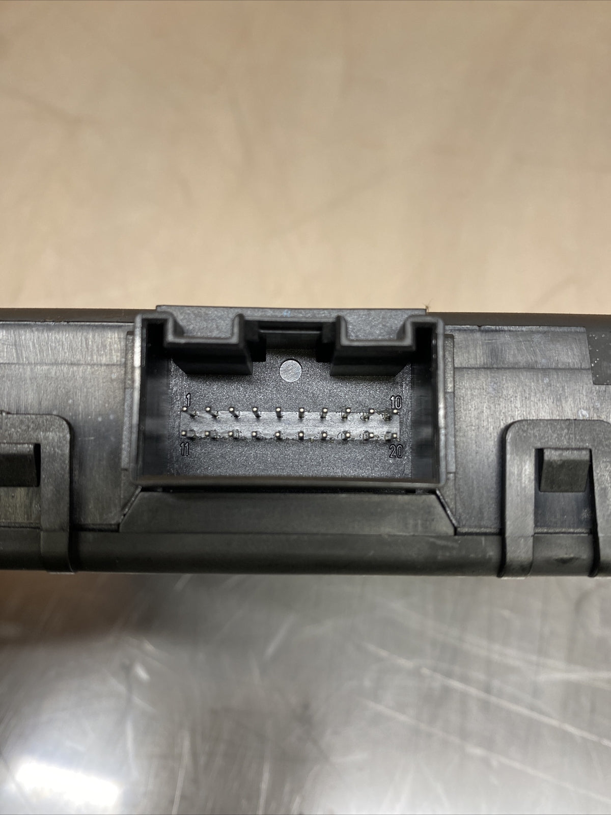 AUDI TT 2006 Mk2 (8J) Gateway Control Module 1K0907530J