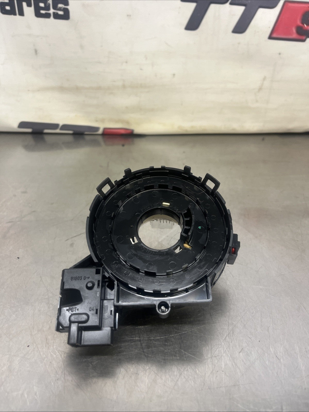 1K0959653D AUDI A3 8P2 (2005  2008) STEERING SQUIB SLIP RING