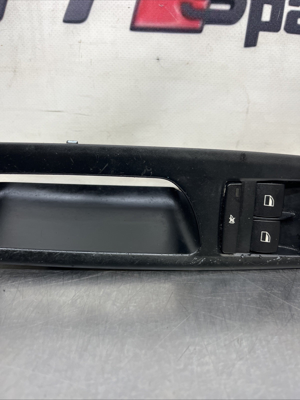 BMW X5 E70 2007 9122117 7137138 FRONT DOOR WINDOW SWITCH RIGHT SIDE RHD