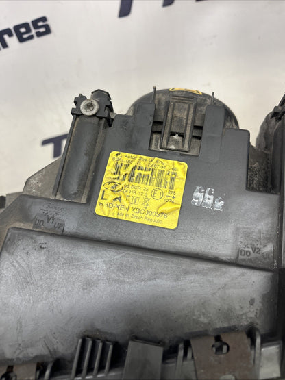 Range Rover L322 Headlight Xenon Near Side XBC000376 2002 to 2006 B14032