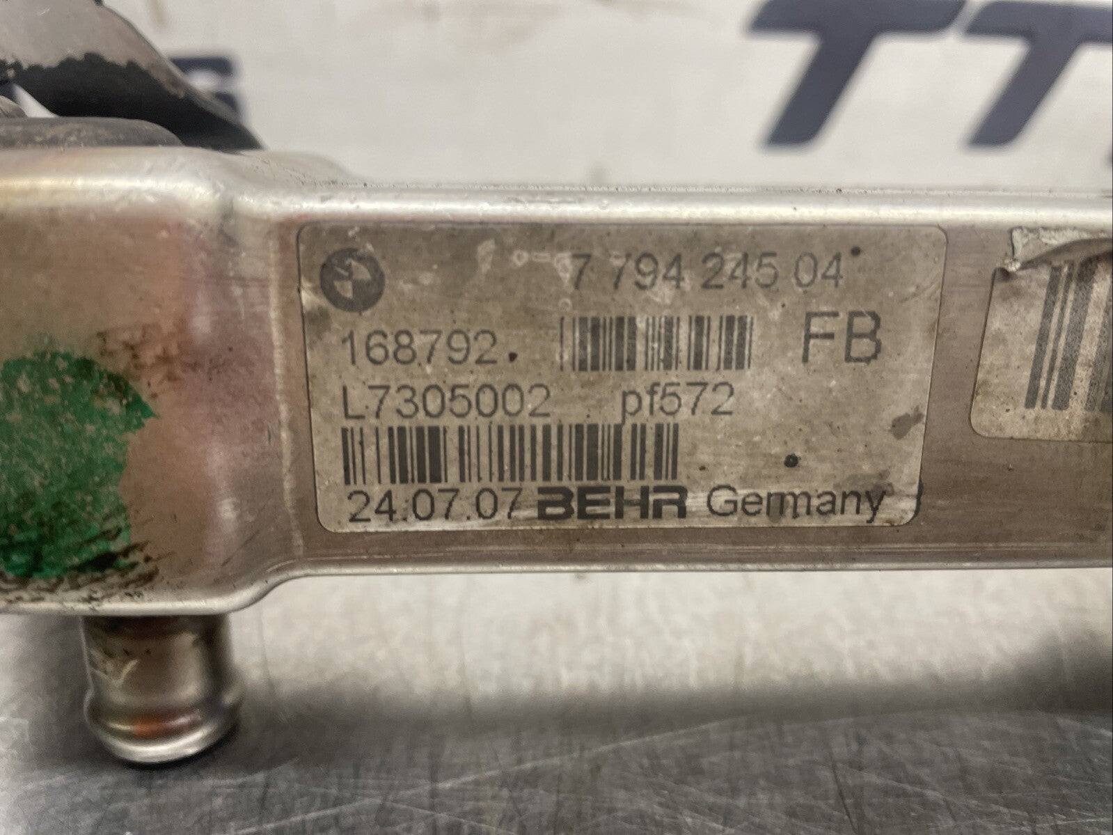 BMW 3 E90 E91 2007 Diesel EGR valve cooler L7305002 FRC92803
