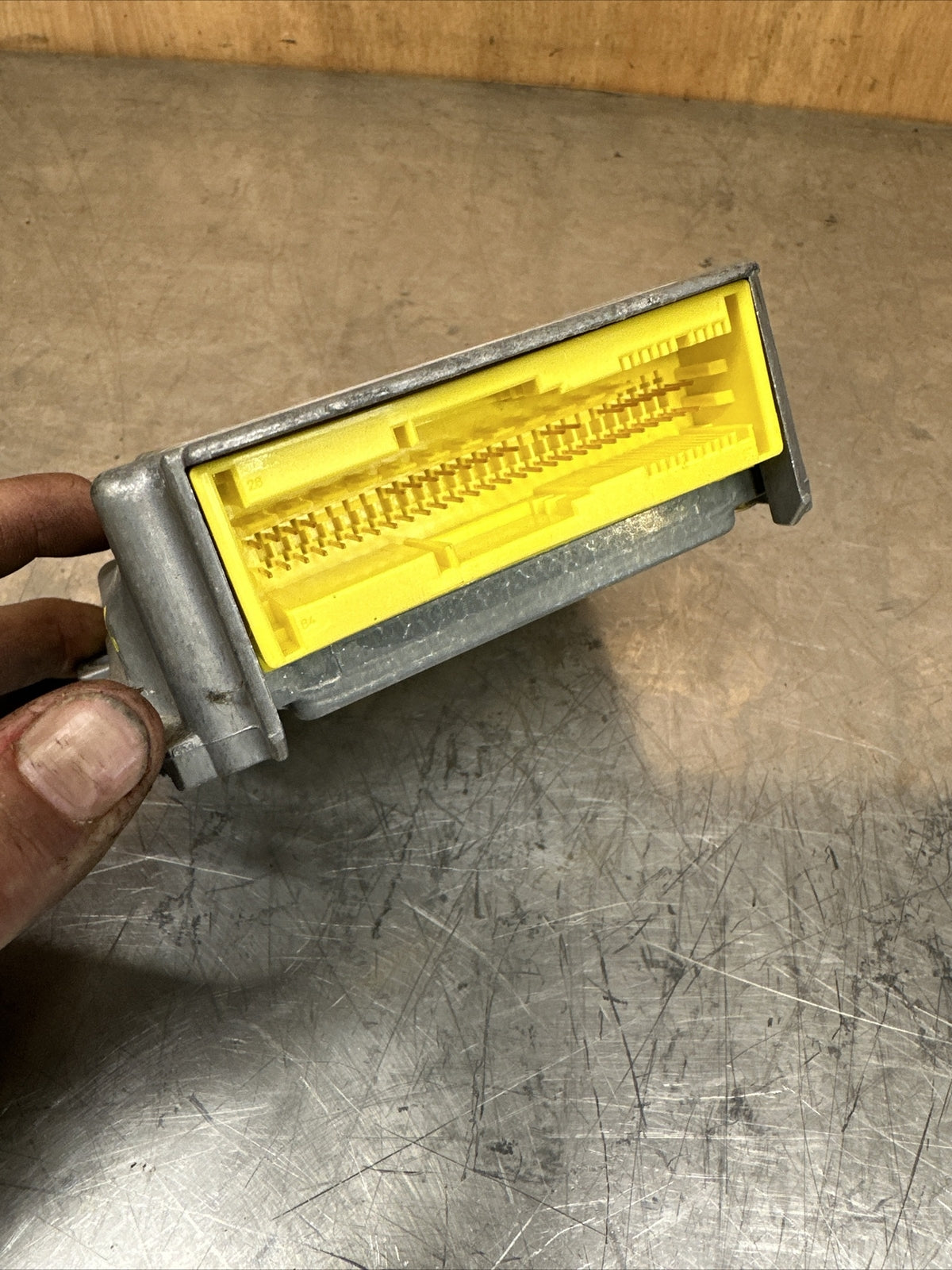 Audi TT 8N Mk1 Airbag Ecu Control Unit 8N8909601