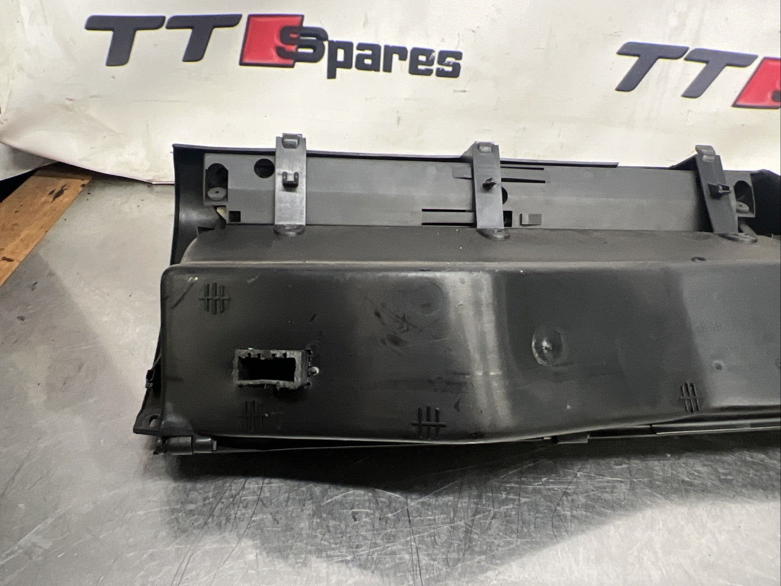 VW Mk3 Mk3.5 Golf Lower Glovebox w/Trim 1E2 857 921
