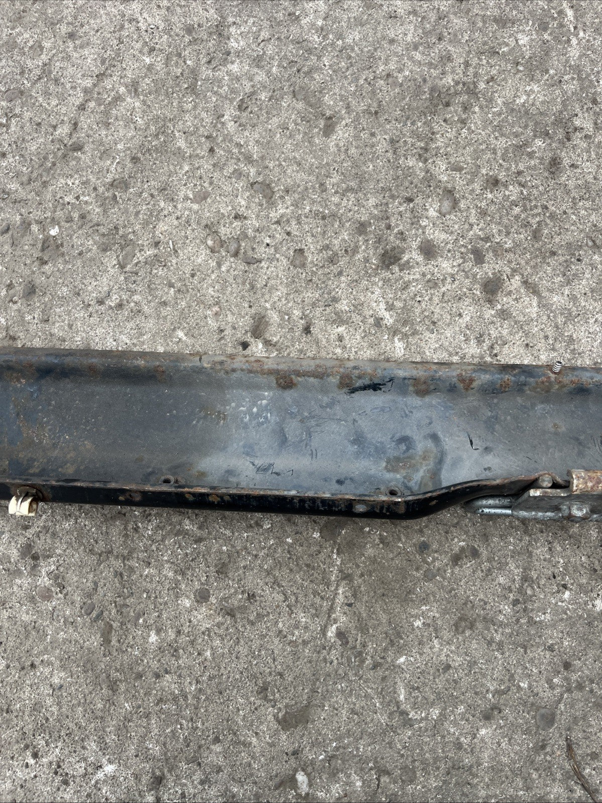VW T4 TRANSPORTER 2001 FRONT BONNET SLAM PANEL LOCK CARRIER 7D0805563A
