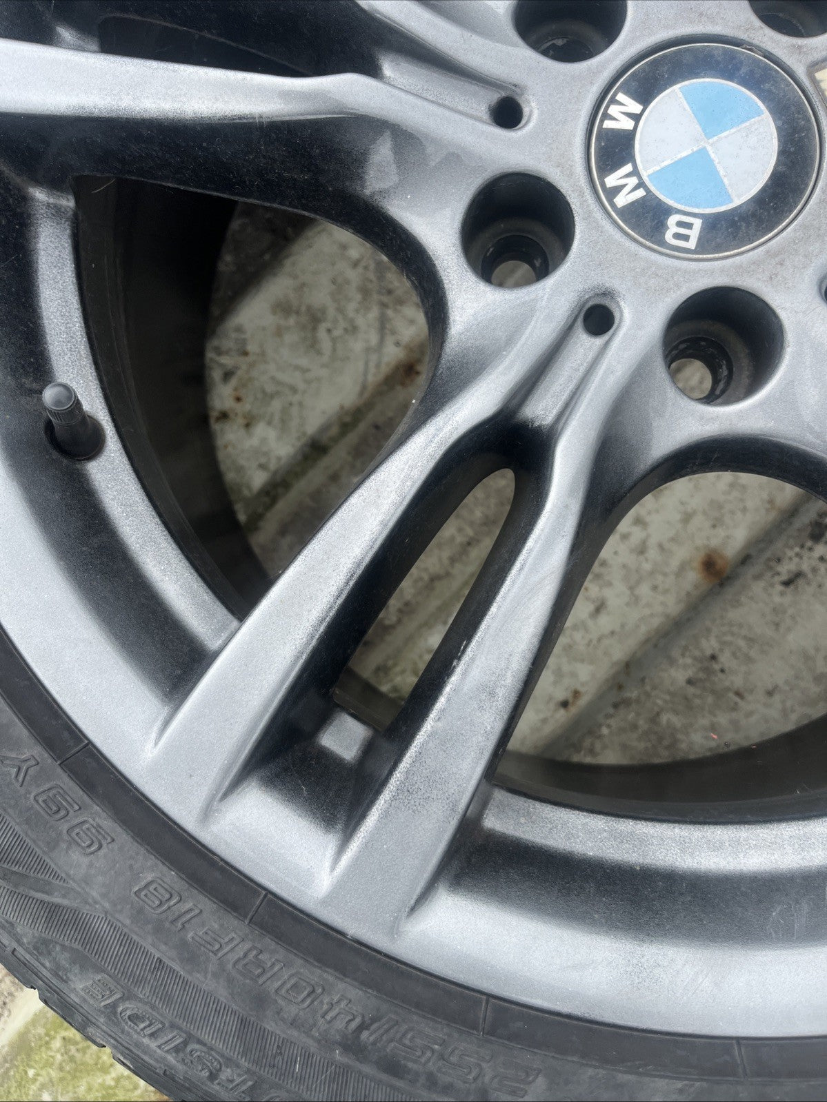 3611 7  845 881 GENUINE BMW WHEEL & FREE TYRE 7845881 8.5J x 18"