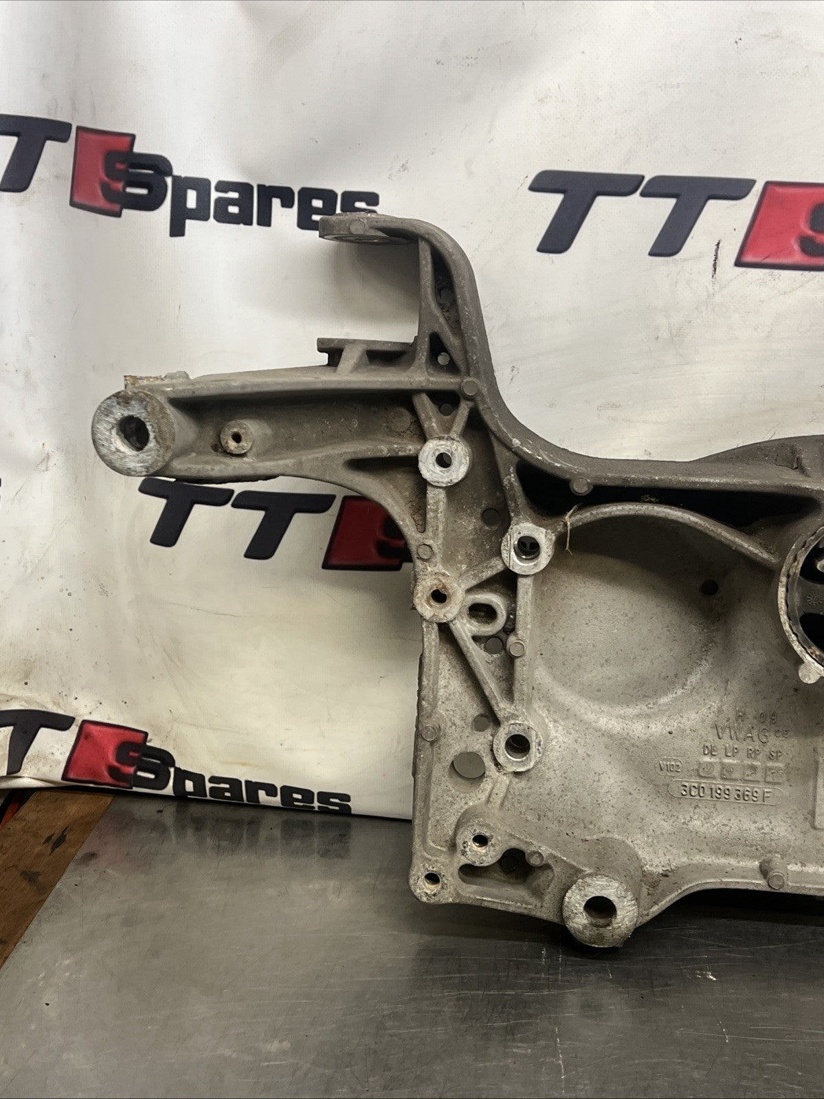 VW AUDI SEAT SKODA FRONT SUBFRAME ENGINE SUPPORT 3c0199369F