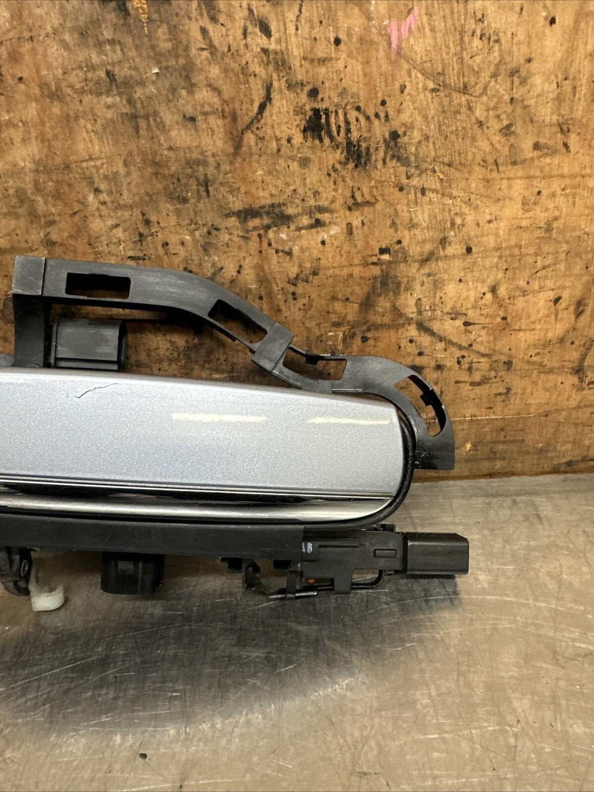 4F0837885 AUDI S6 C6 2010 EXTERIOR DOOR HANDLE REAR LEFT PASSENGER SIDE SILVER