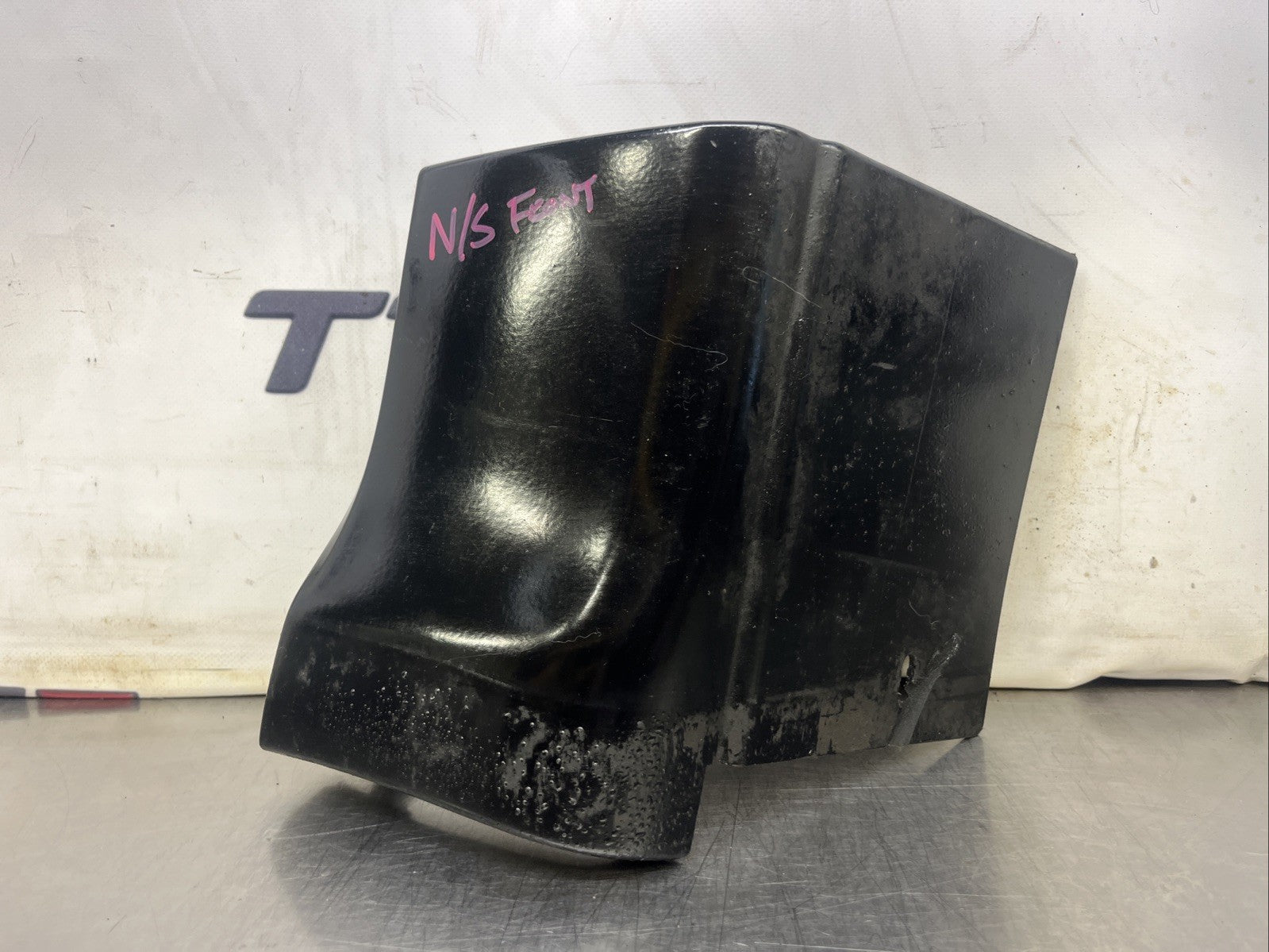 Range Rover Sport Wing Trim DGP000251 Near Side Front 2005 to 2013