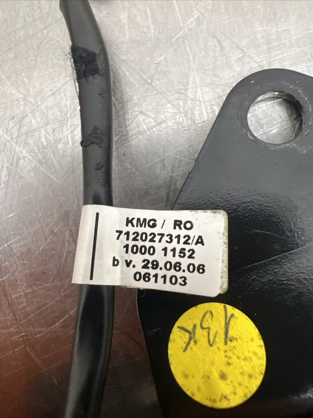 Audi TT MK2 Roadster Passenger Side Left Roof Latch Lock 8J7871443A 2007