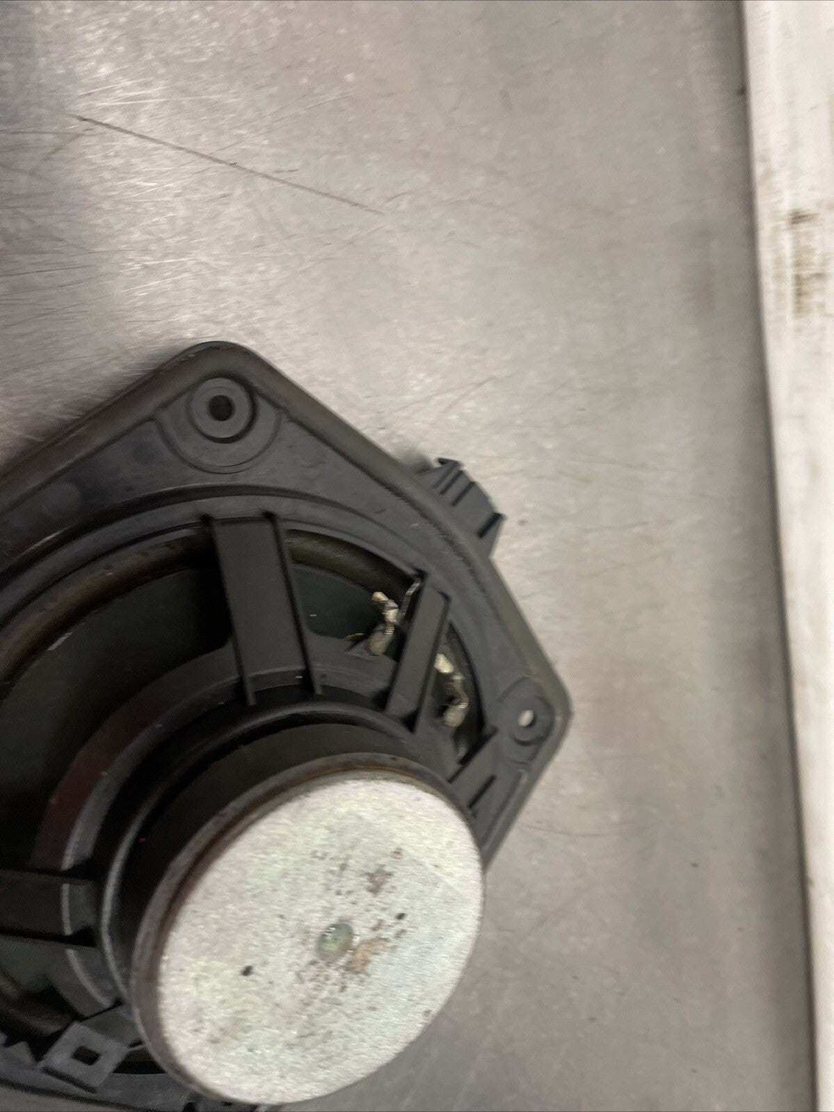 2010 AUDI TT 8J MK2 REAR QUARTER PANEL SPEAKER 8J0035411 GENUINE