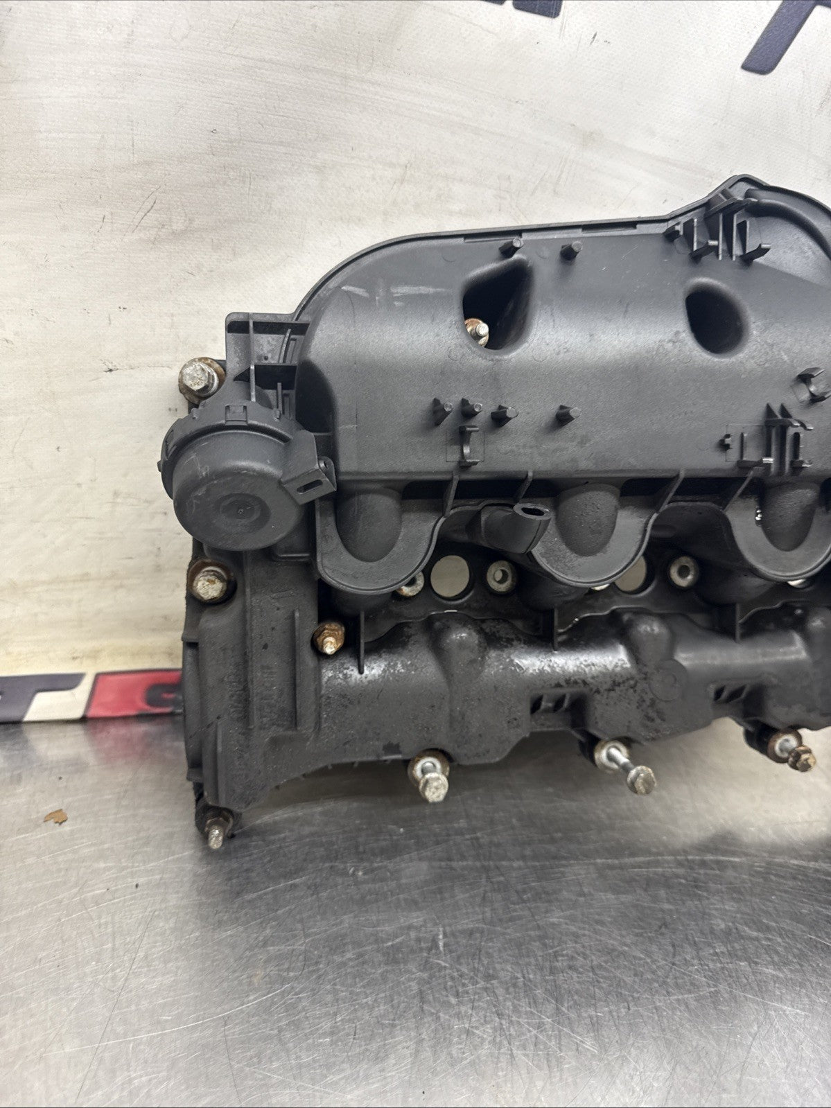 Land Rover Discovery 3 L319 2.7 Tdv6 Diesel Right Rocker Cover 4s7q-9424-H