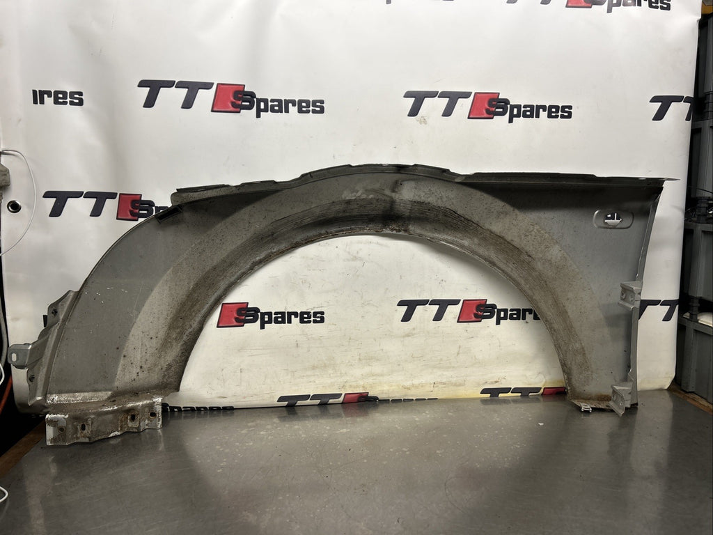 AUDI TT MK1 8N 98-06 OFF RIGHT SIDE FRONT WING Silver LY7W